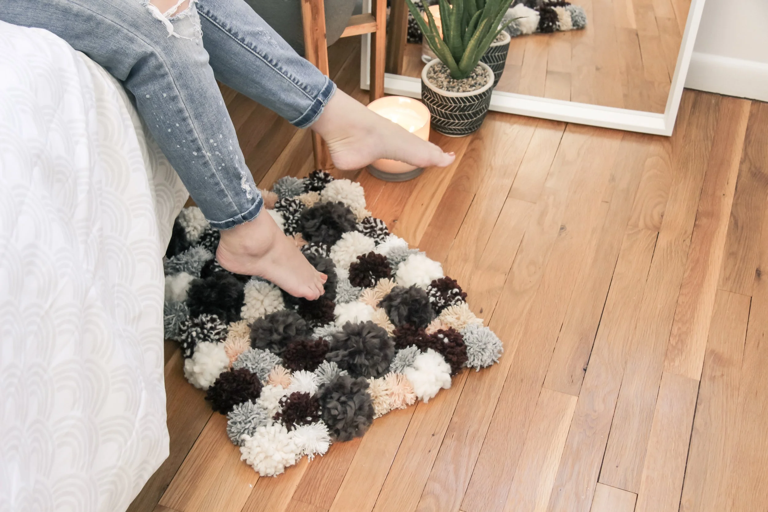 How To Make The Coziest Pom Pom Rug