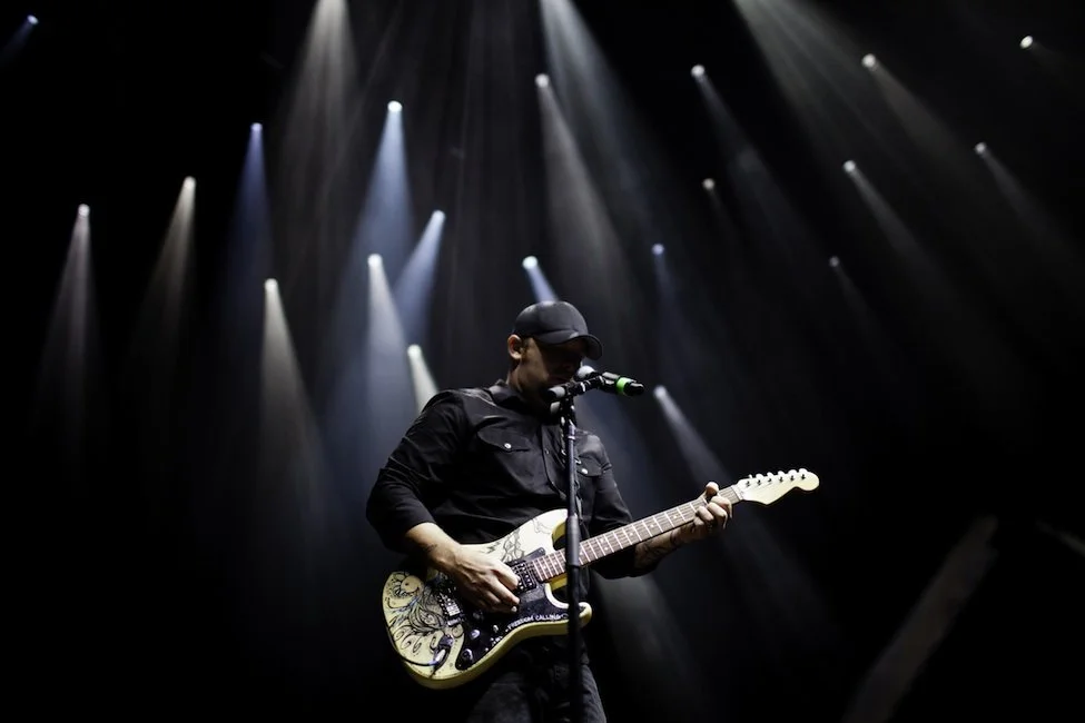 Guest Worship - Jake Hamilton - Monday Night Service