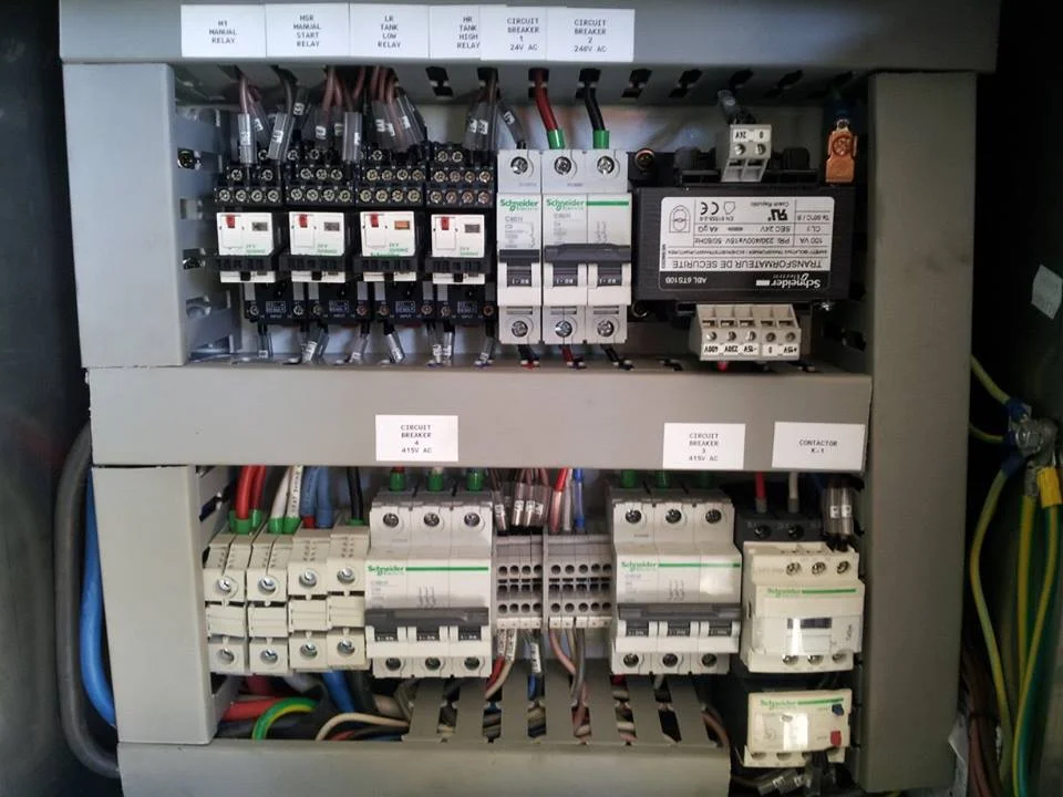 pump control panel.jpg