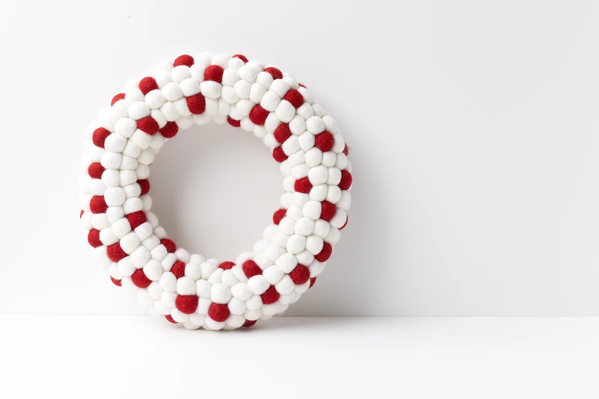 Red and White Christmas Wreath
