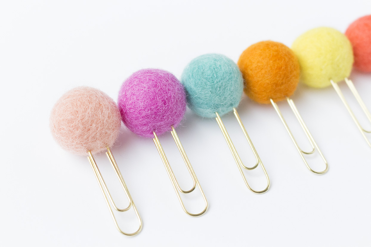Customise Your Pom Pom Paper Clips