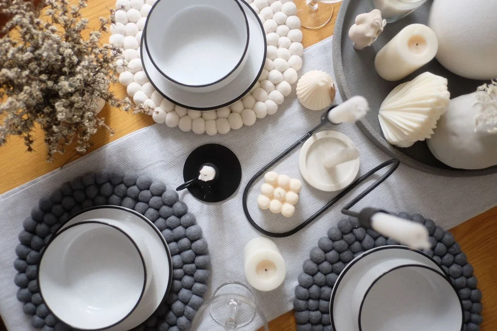 Cool Grey Felt Ball Placemat 30cm — The Felting Dorcas