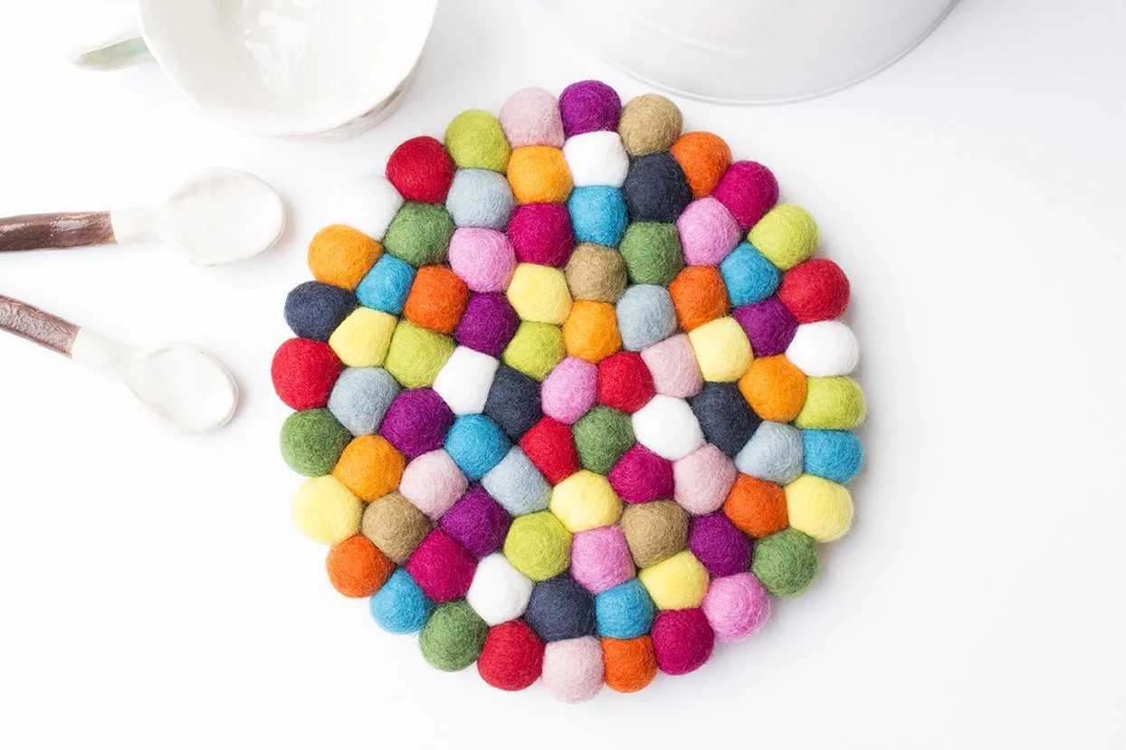Multicolor Felt Ball Trivet_3.jpg