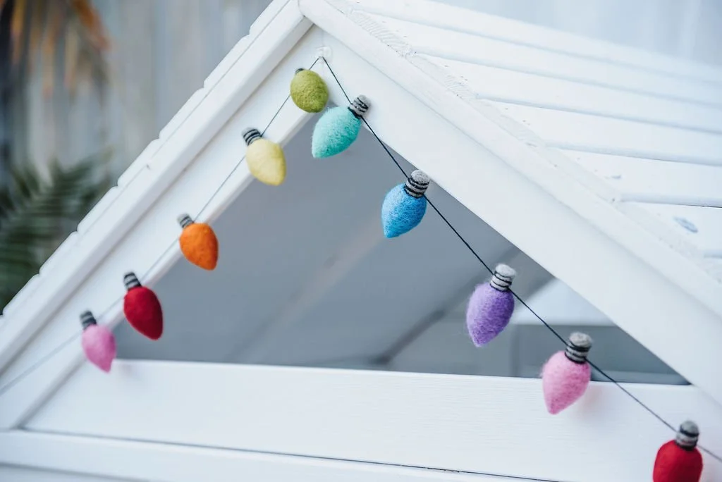 Rainbow Felt Light Bulb Christmas Garland