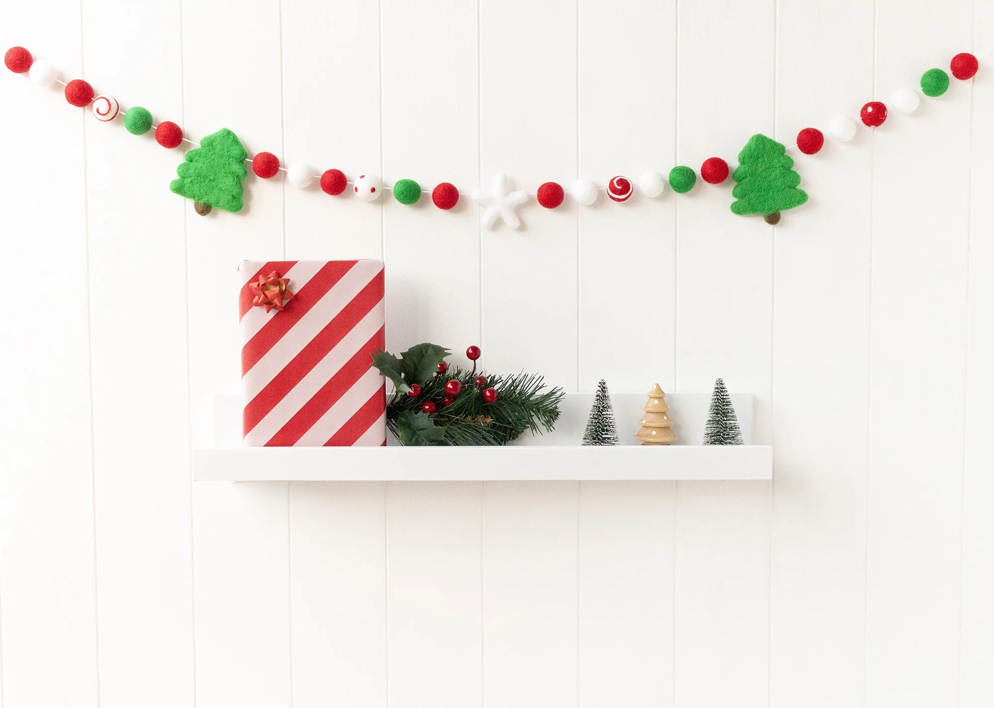 Xmas Tree Star Garland 1a.jpg