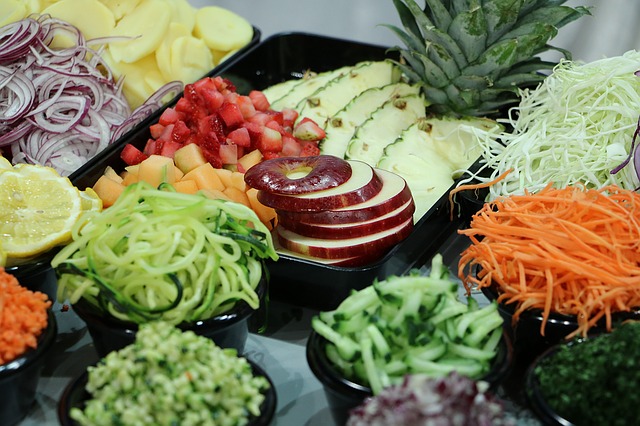 Preparing food at home can save your waistline and your wallet. 