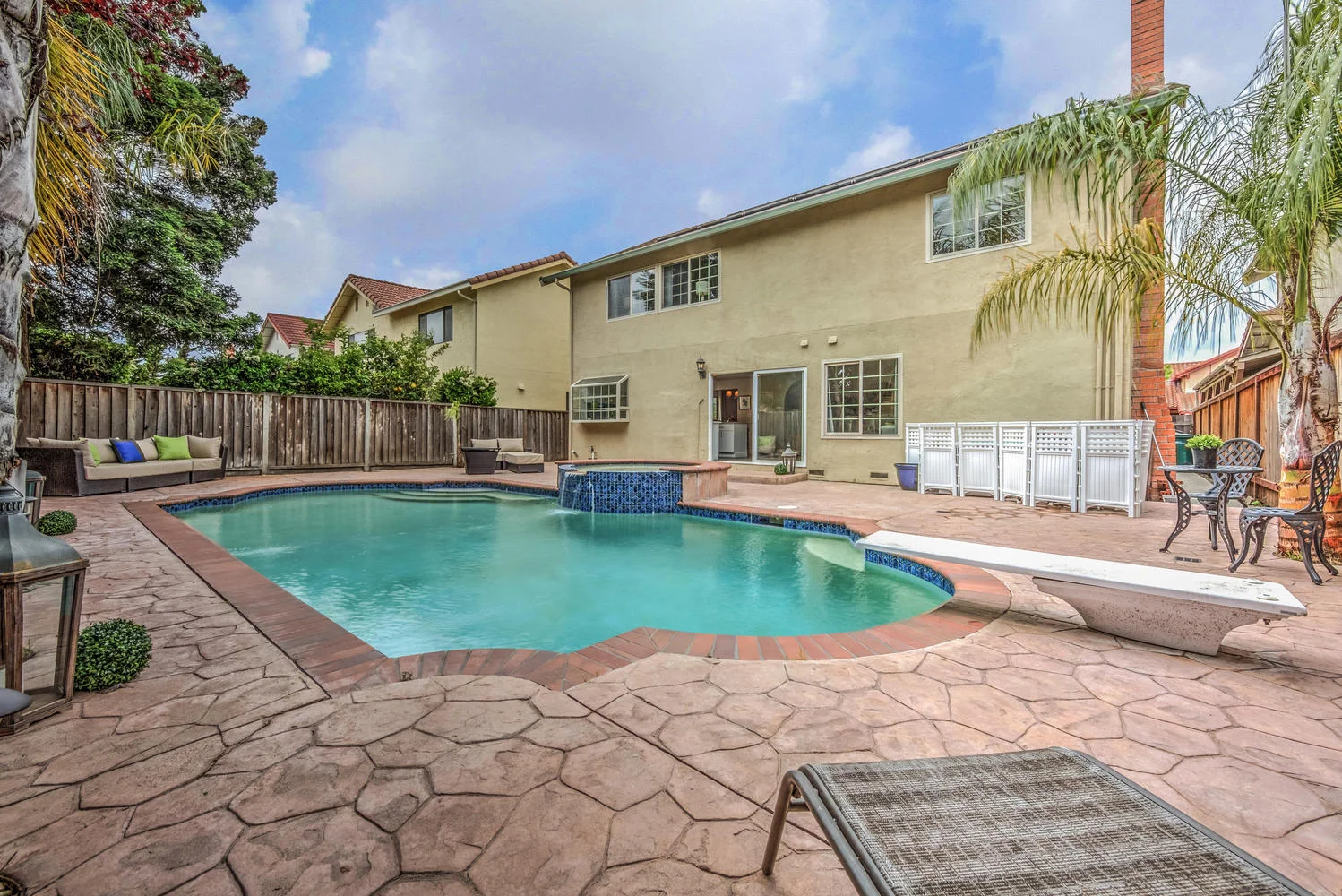 1282 Yosemite Way Hayward CA-large-039-28-yosemite38-1498x1000-72dpi.jpg