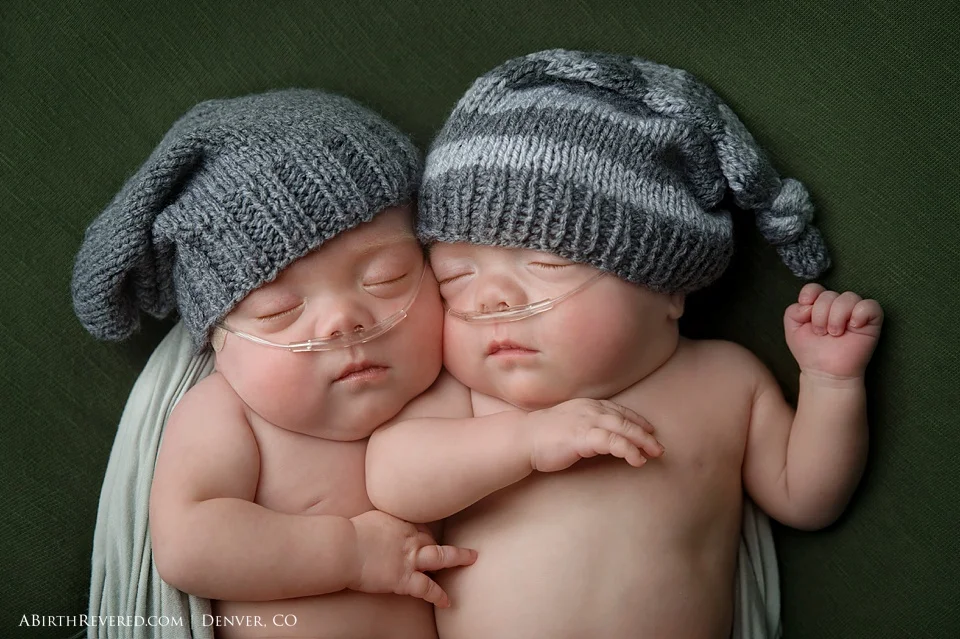 Denver-Twin-Baby-Photographer_LukeIan0004.jpg