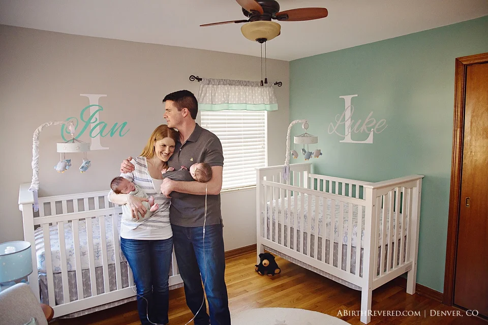 Denver-Twin-Baby-Photographer_LukeIan0034.jpg