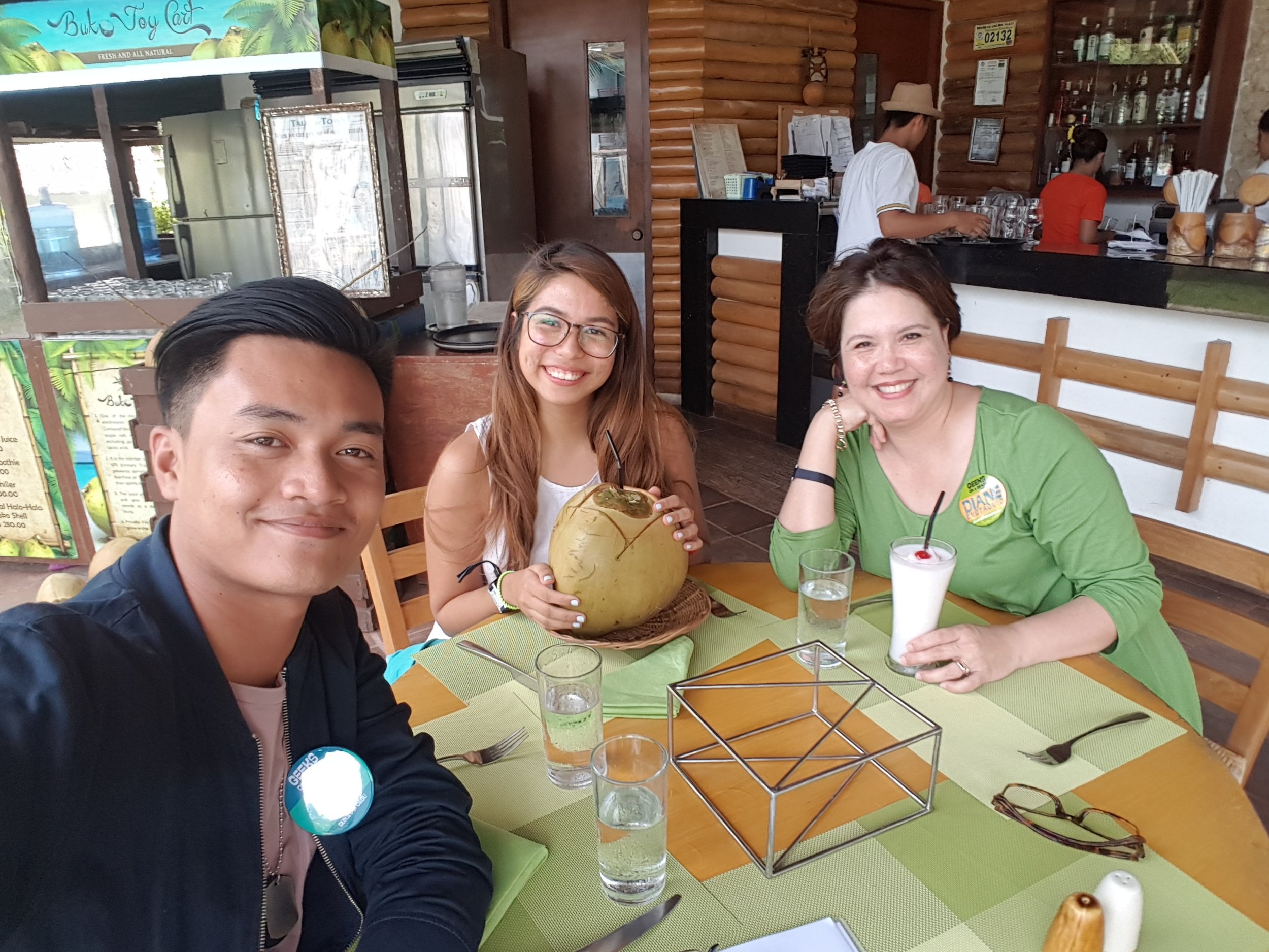 Ticking off my digital nomad bucket list with fresh buko and the pleasurable company of Ace Perez of Sunstar Davao and Diane Estaquio, executive director of IdeaSpace Foundation.