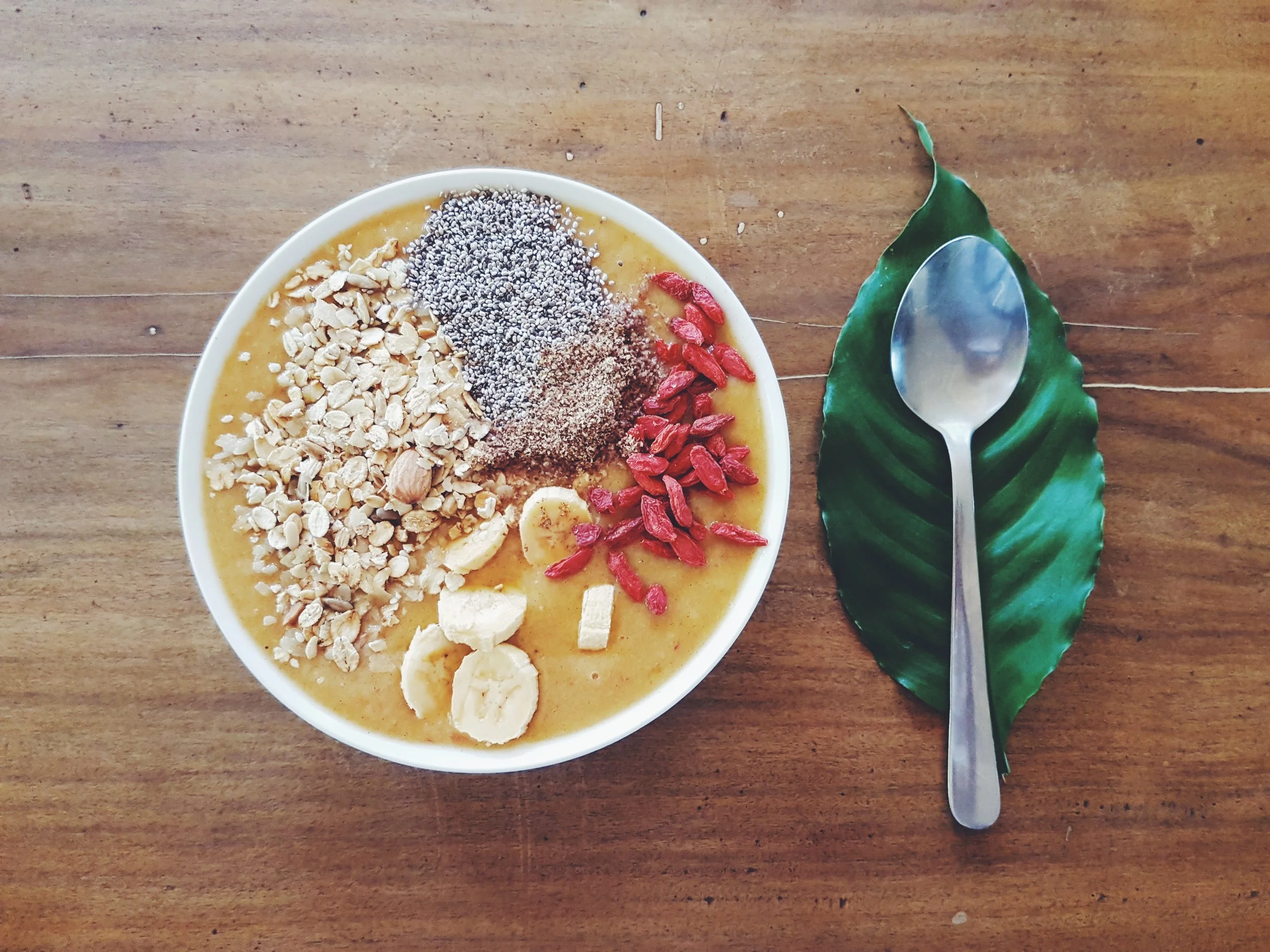 If you're not feeling like spending why not create your own healthy indulgence this Vday? Here's Bhrett's own version of a healthy smoothie bowl.