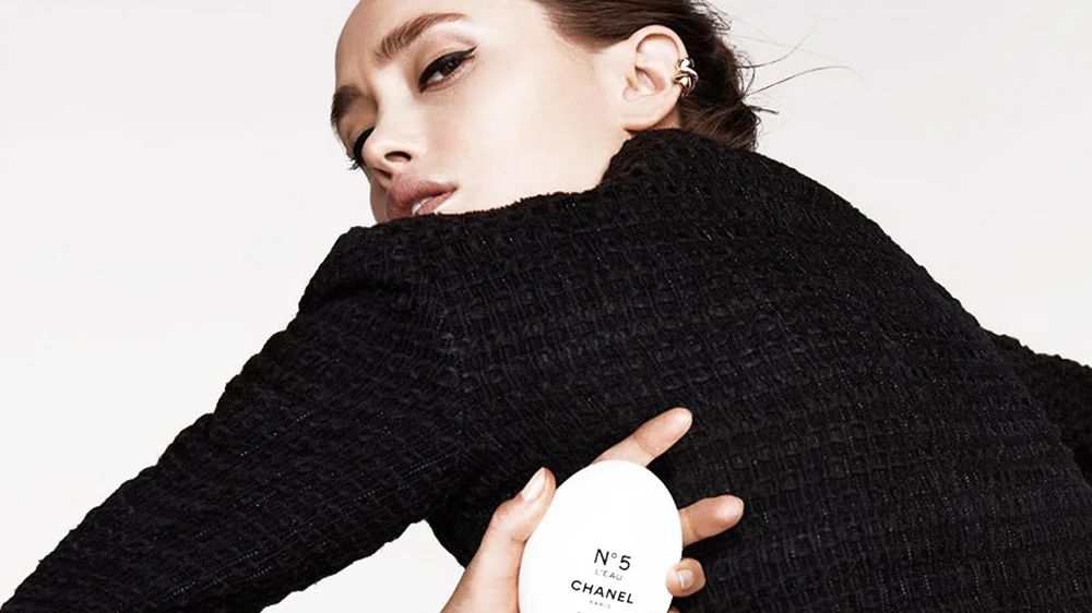 Chanel — N°5 L’eau Choreographer