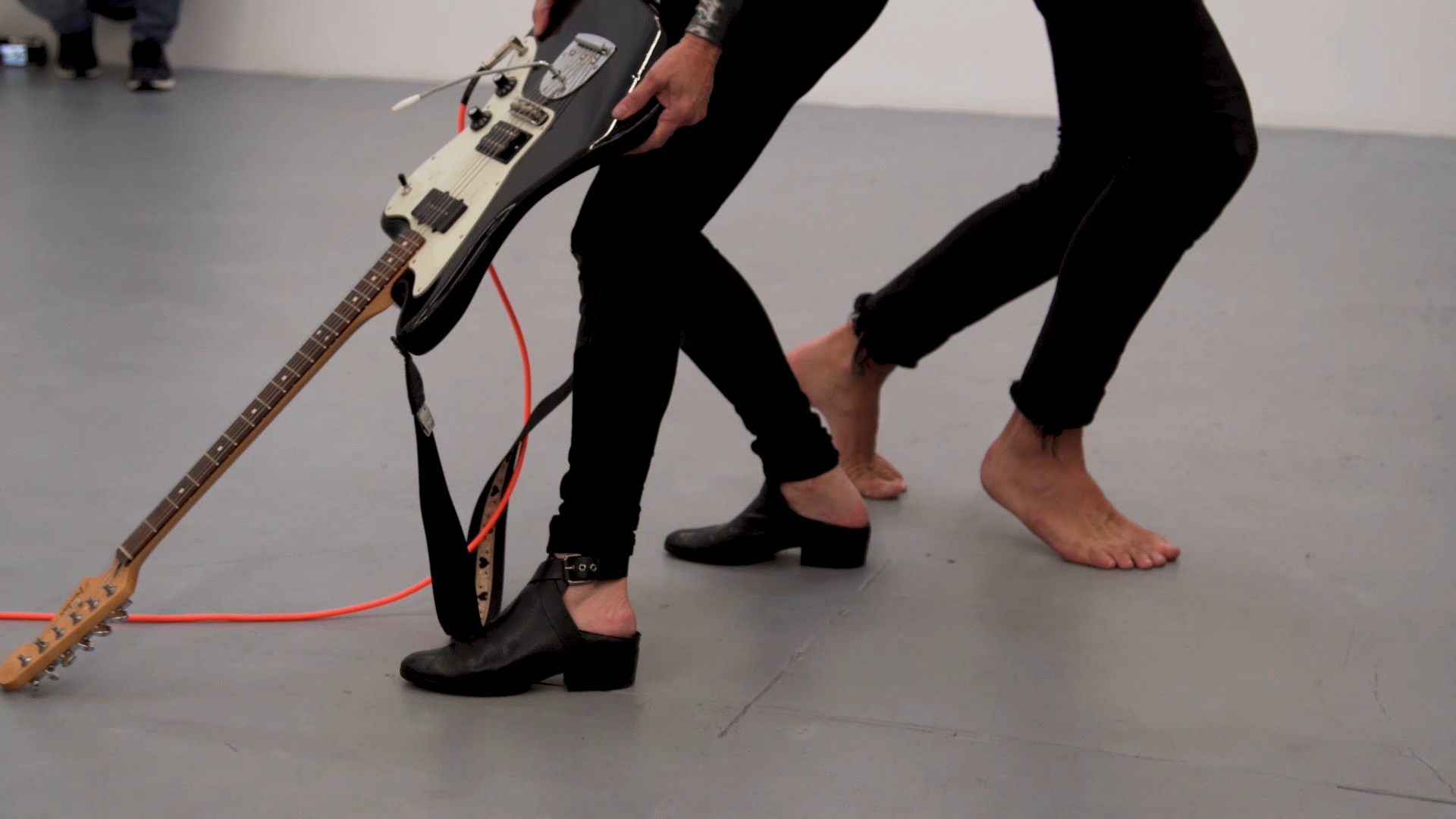 Kim Gordon +Dimitri Chamblas (0-01-05-04).png