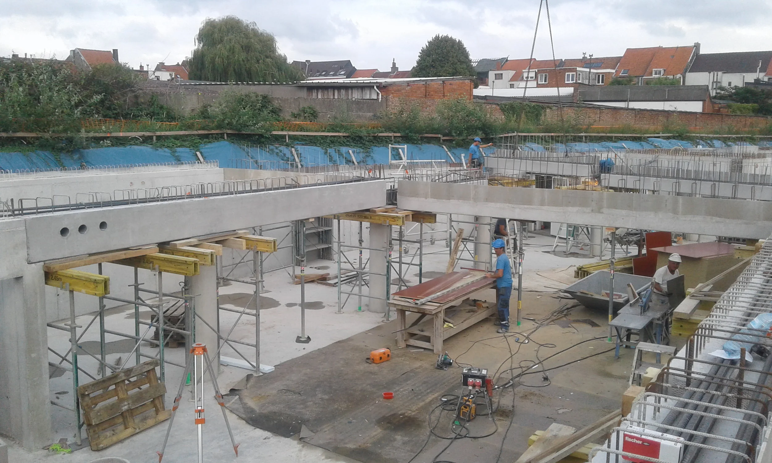 realisatie voor vandenbussche nv betonkolommen, -balken en -wanden