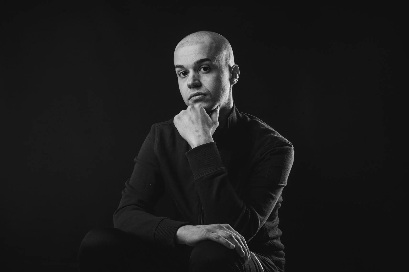 BohemianPortraitsChris1BW-.jpg