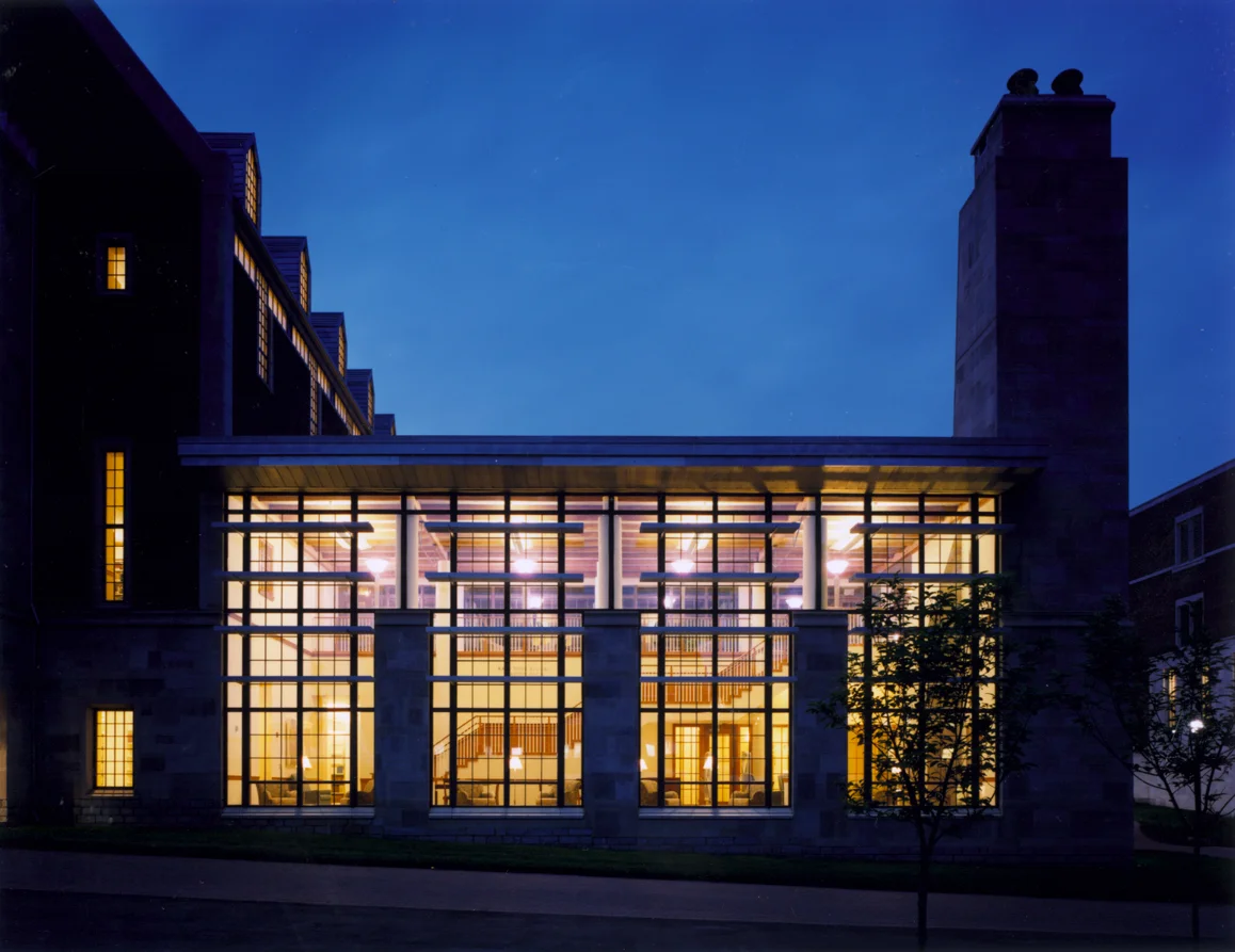 2001_Mccain Library_Agenes Scott College.jpg