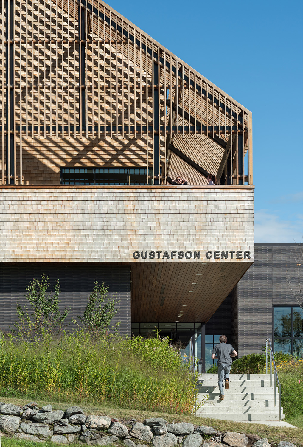 08_West_Entrance.jpg