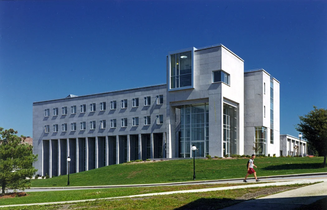 2003_Fontaine_Marist College.jpg