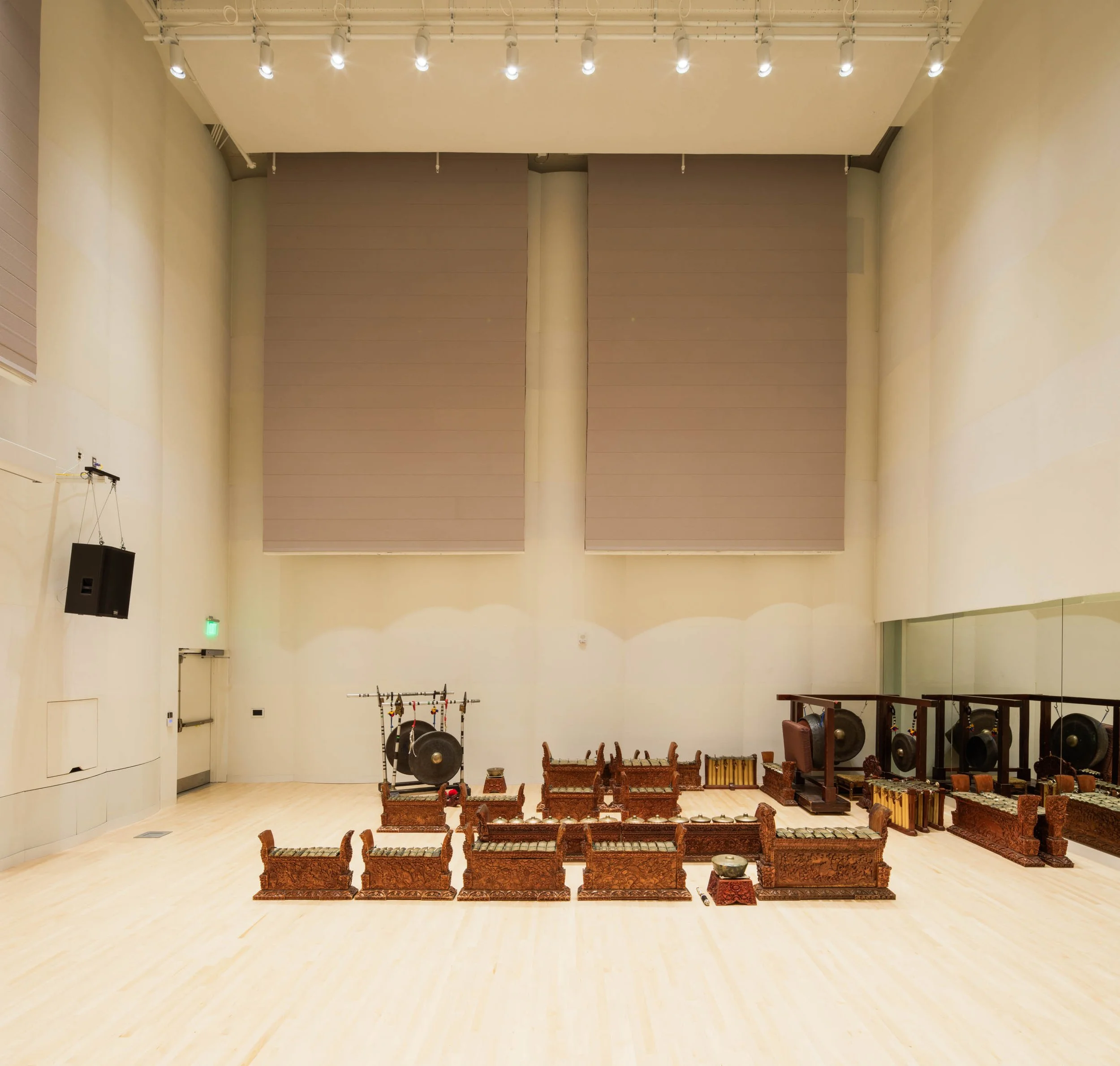 MusCul_MIT_Music_W18_20241121_78A1488-pano.jpg
