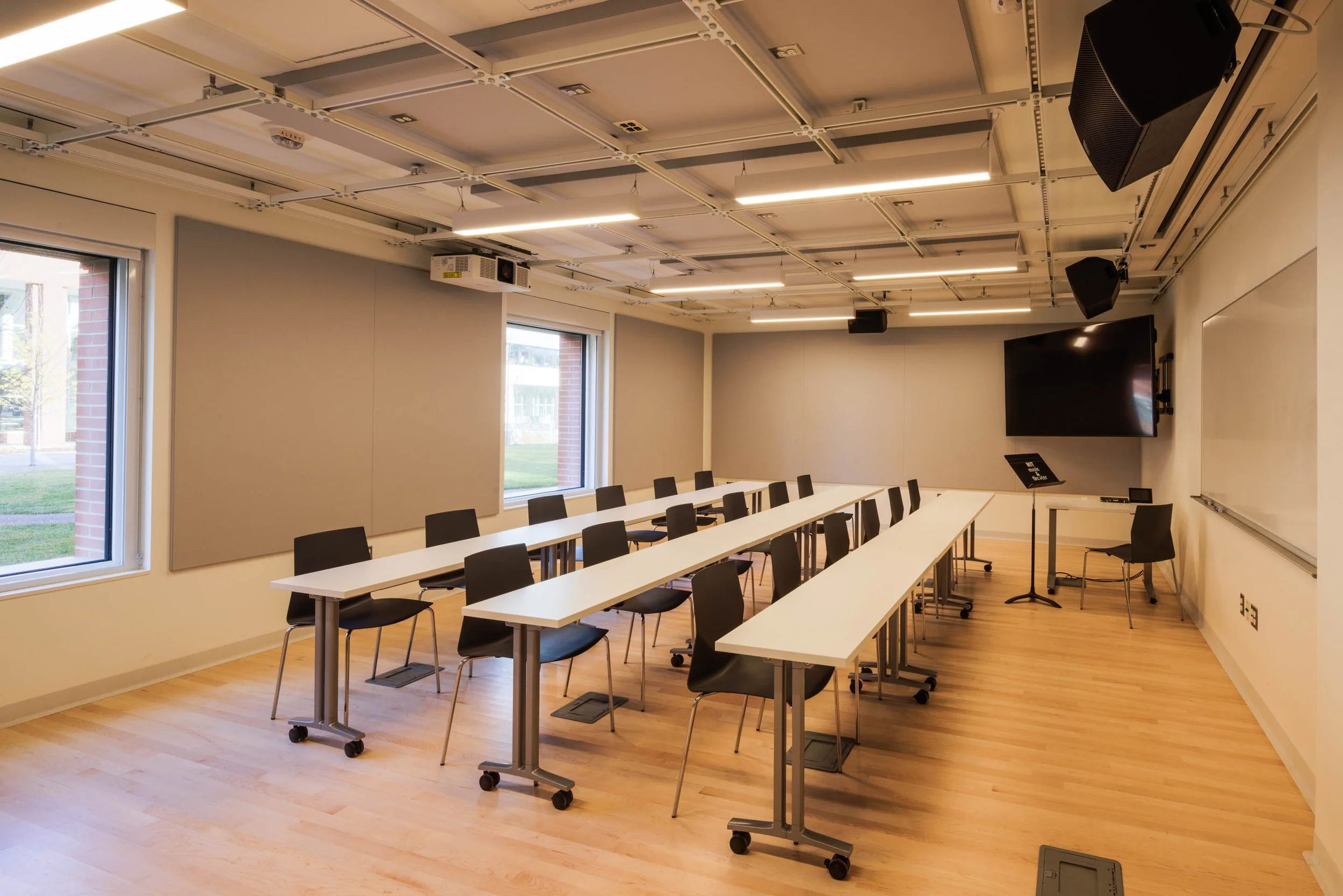 Classroom_MIT_Music_W18_20241122_78A1914-Edit.jpg