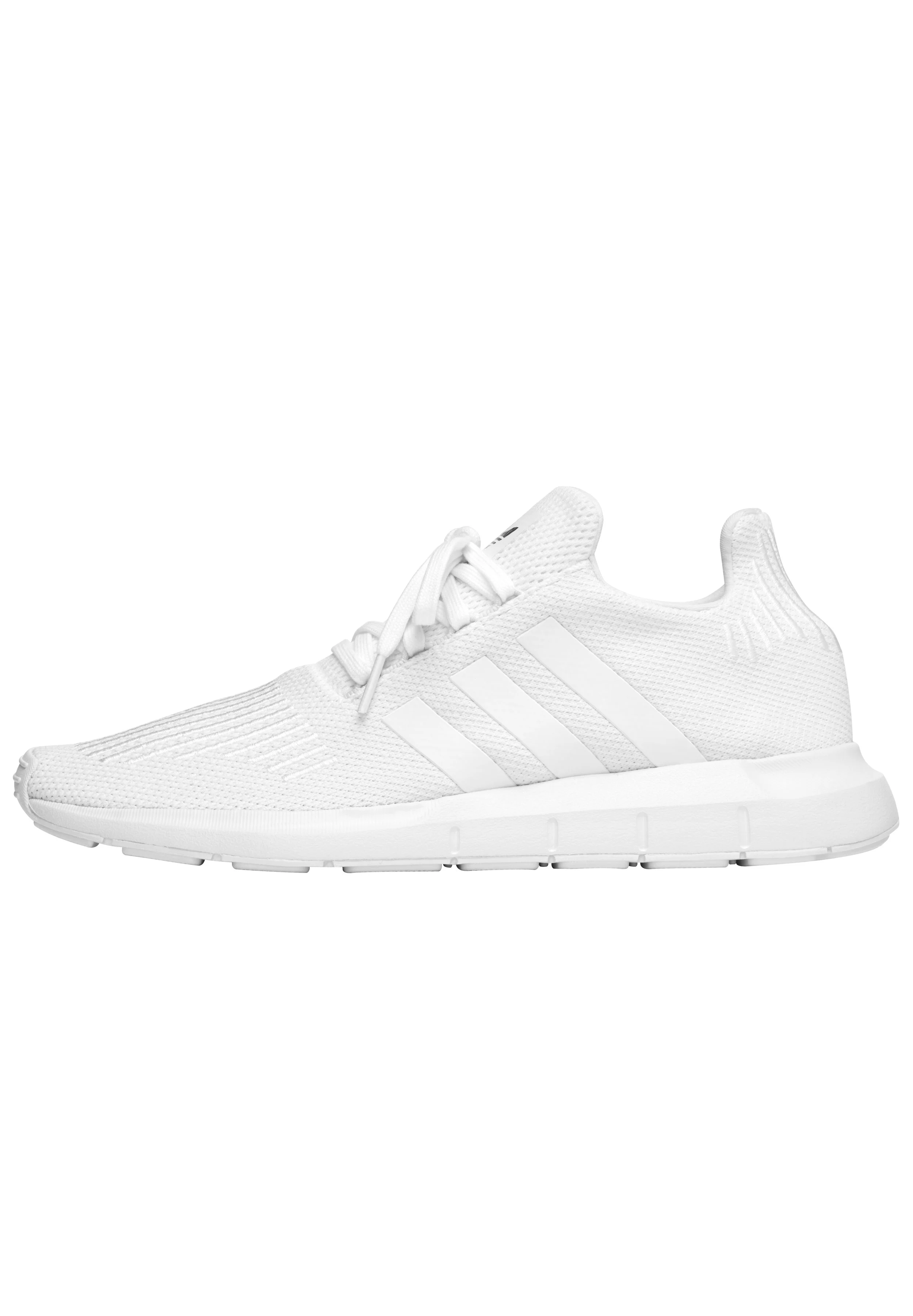 _0001_01_ADIDAS_SWIFT RUN_PROFILE_005 copy.jpg