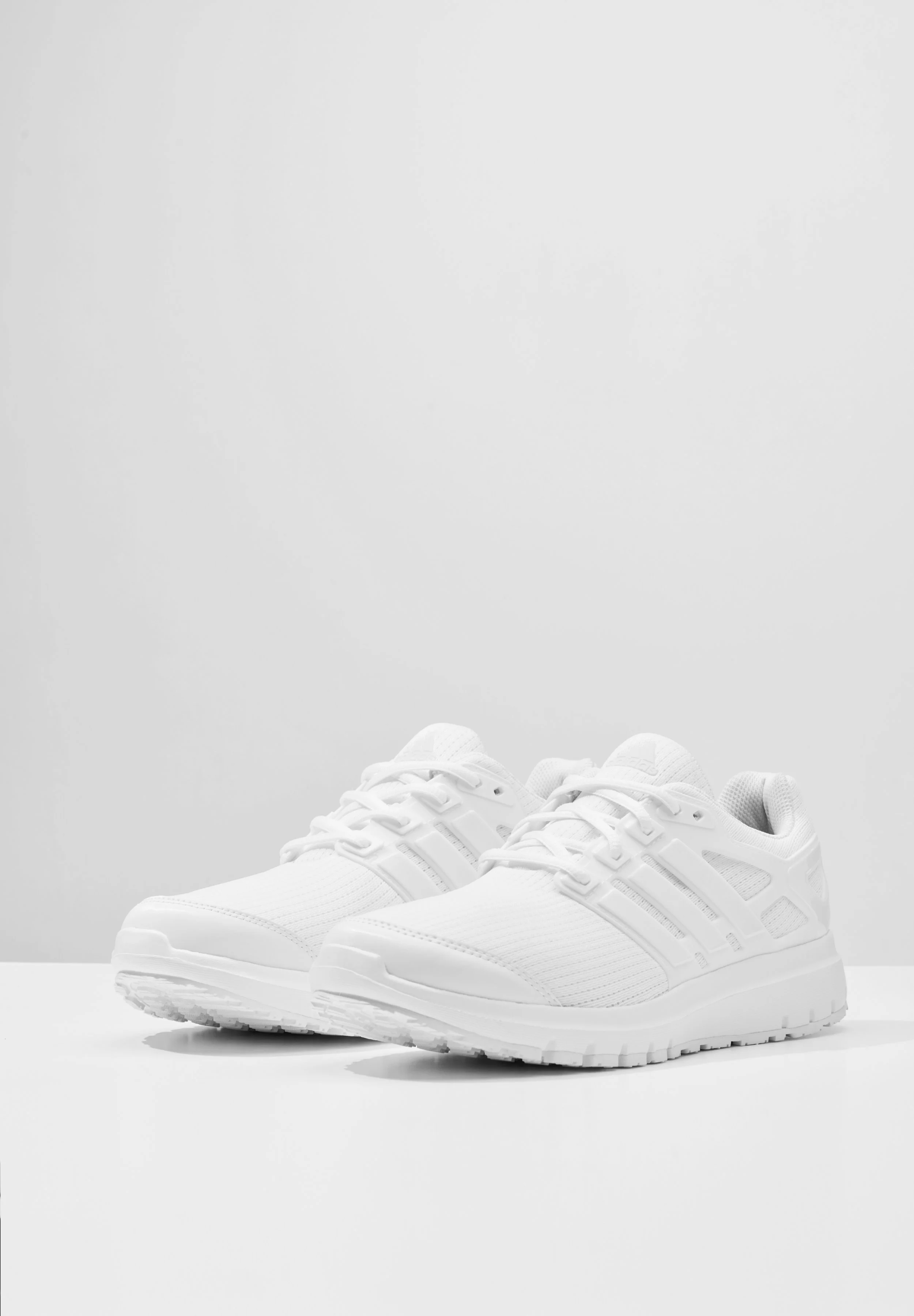 _0005_02_ADIDAS_ENERGY CLOUD_FRONTAL PAIR_003 copy.jpg