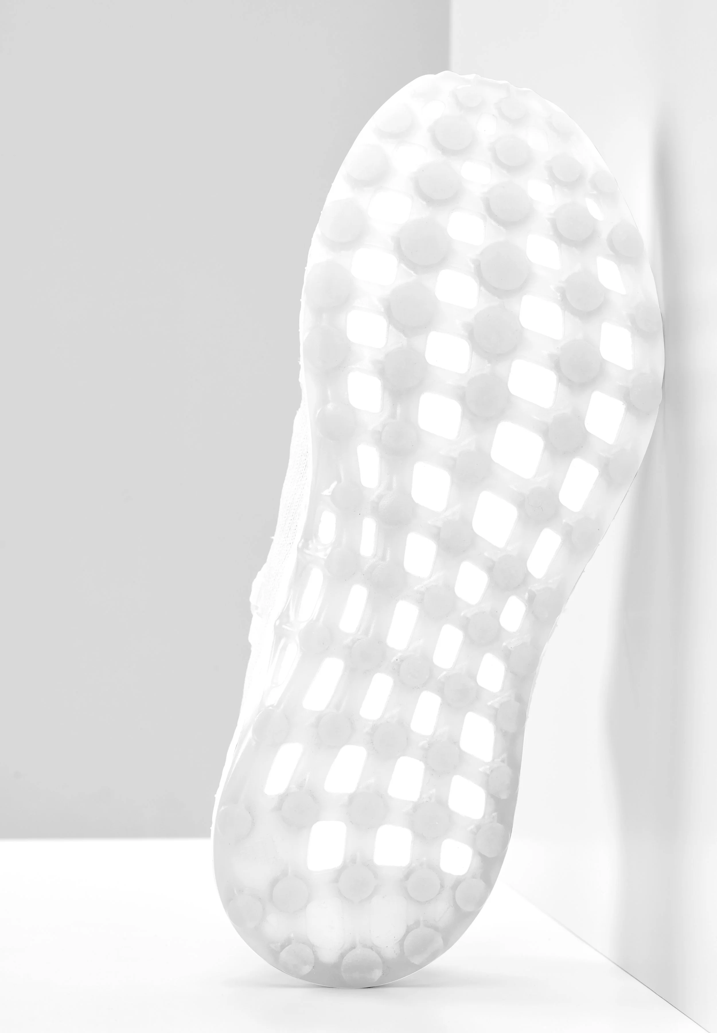 _0004_03_ADIDAS_PURE BOOST VERTICALE SOLE_001.jpg