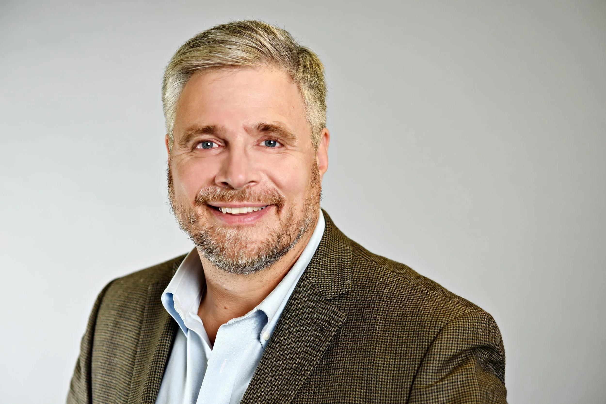 Emcee: Dr. Stephen Scharper,Associate Professor, U of T