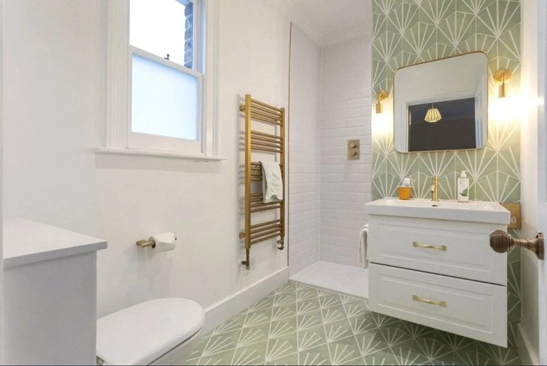 luxury-shower-room.jpeg