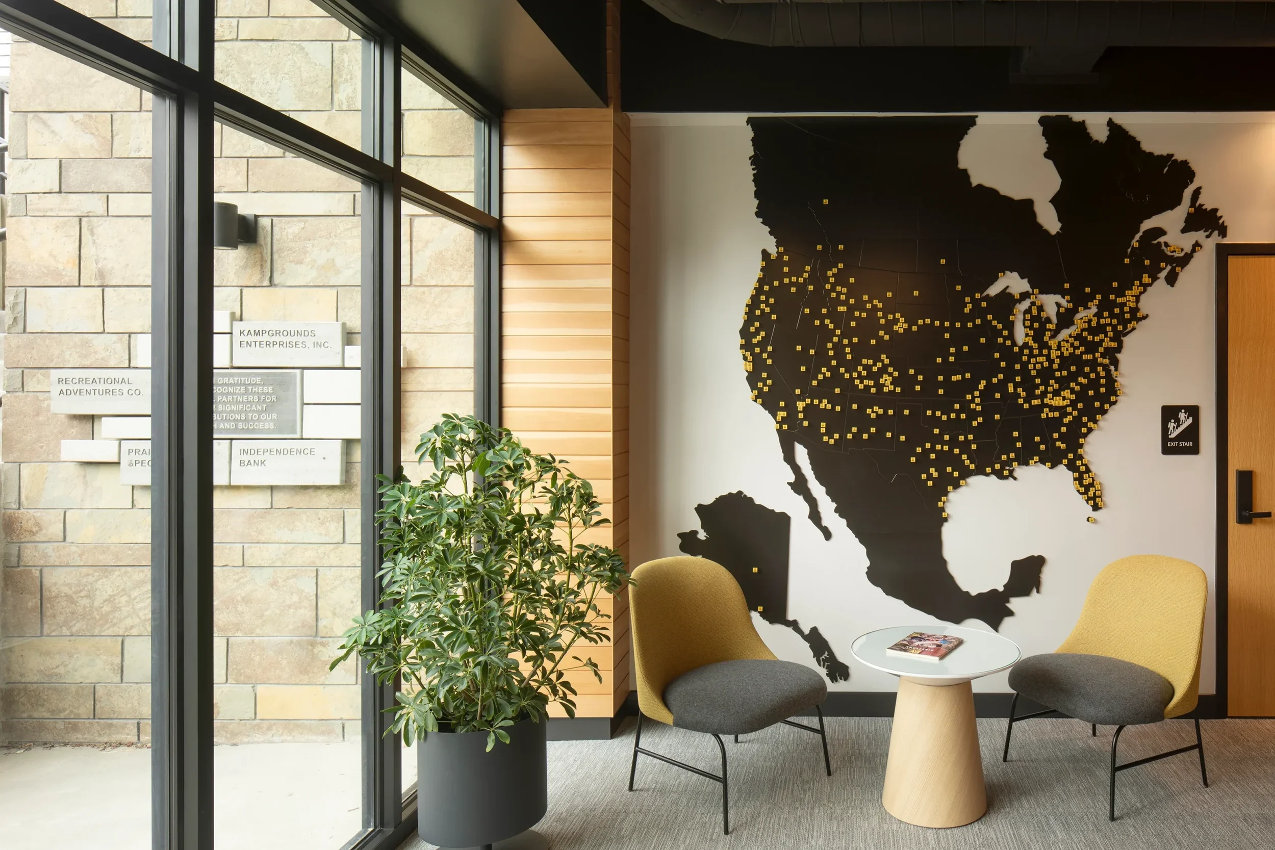 experiential-graphic-design-koa-corporate-headquarters-03-ae-design.webp