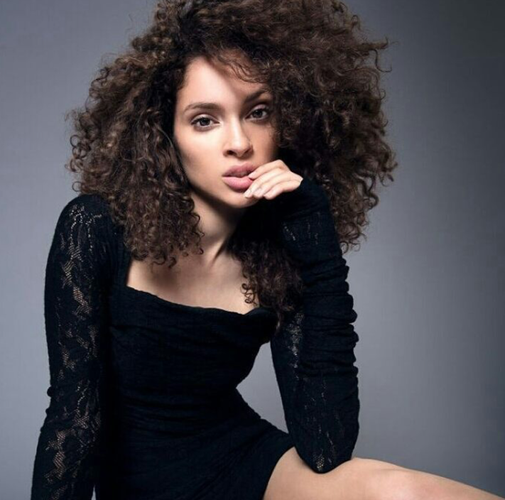 Started Small: Nastasia Scott of ThreadConnection