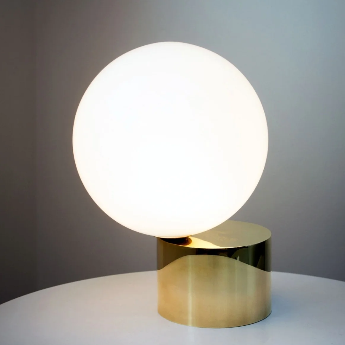 tip of the tongue lamp 2.jpg