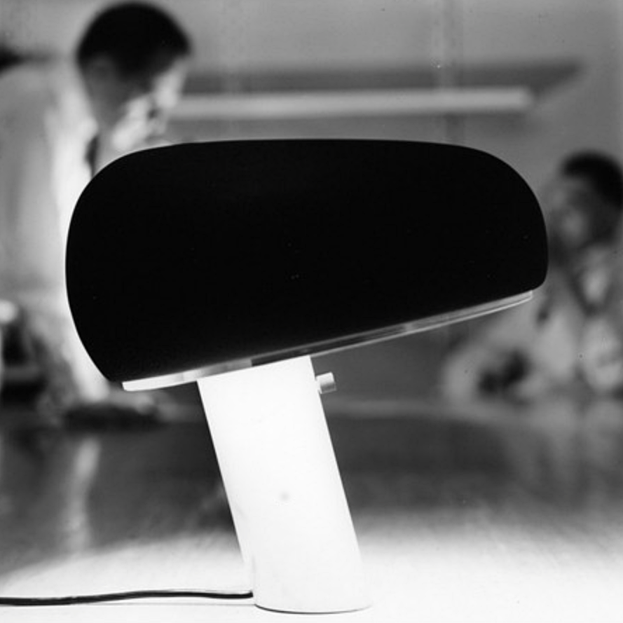 flos snoopy table black profile.png