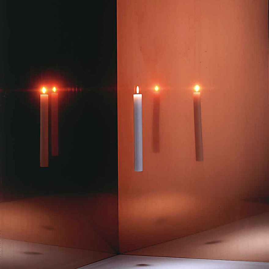ingo maurer fly candle .png
