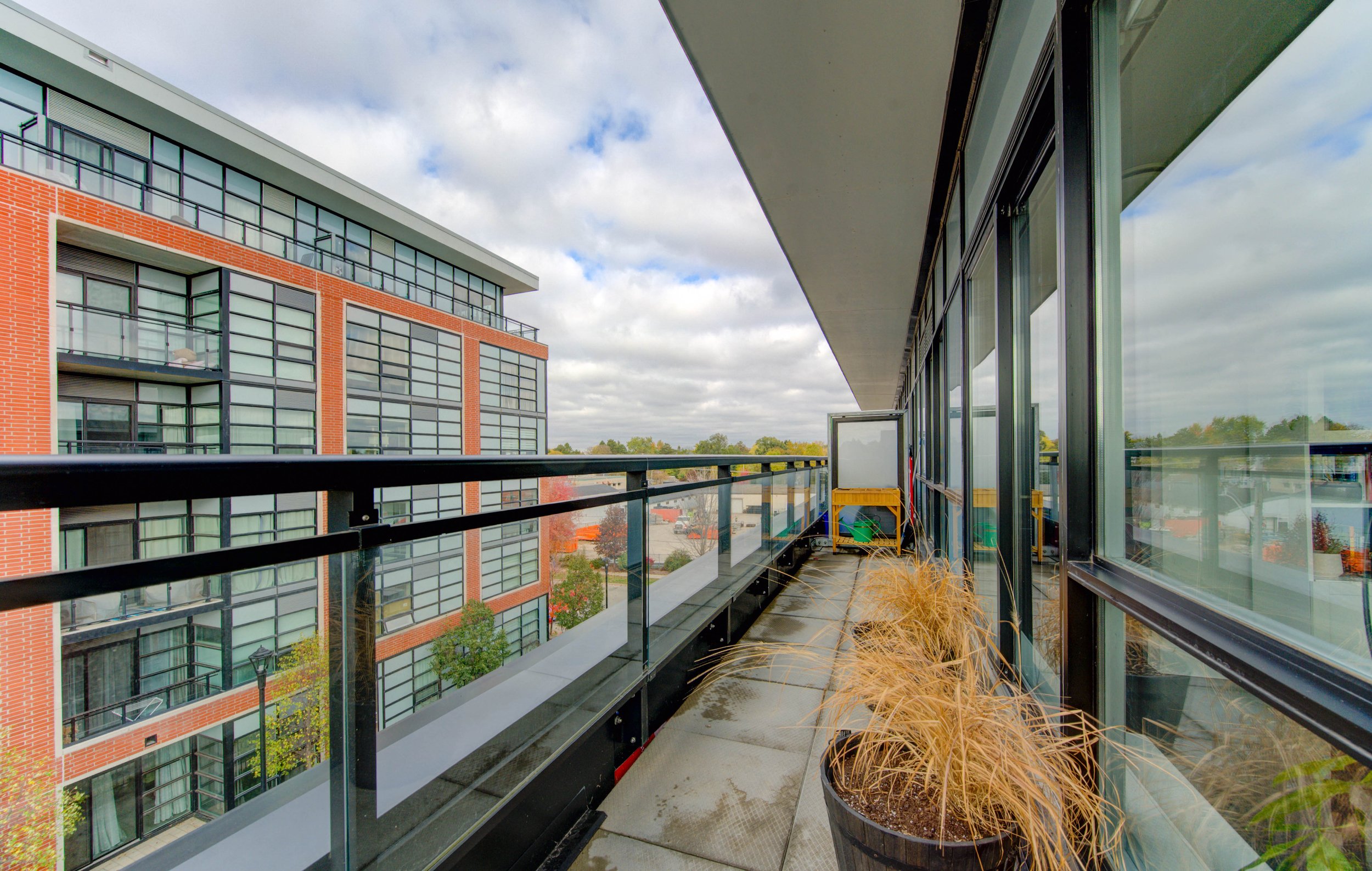 2c 025-DSC_1174_5_6.jpg