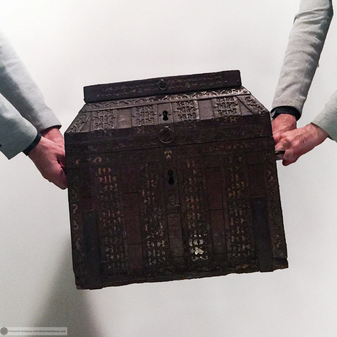 16_09_24_teremok_antiques_antique_box_002.jpg