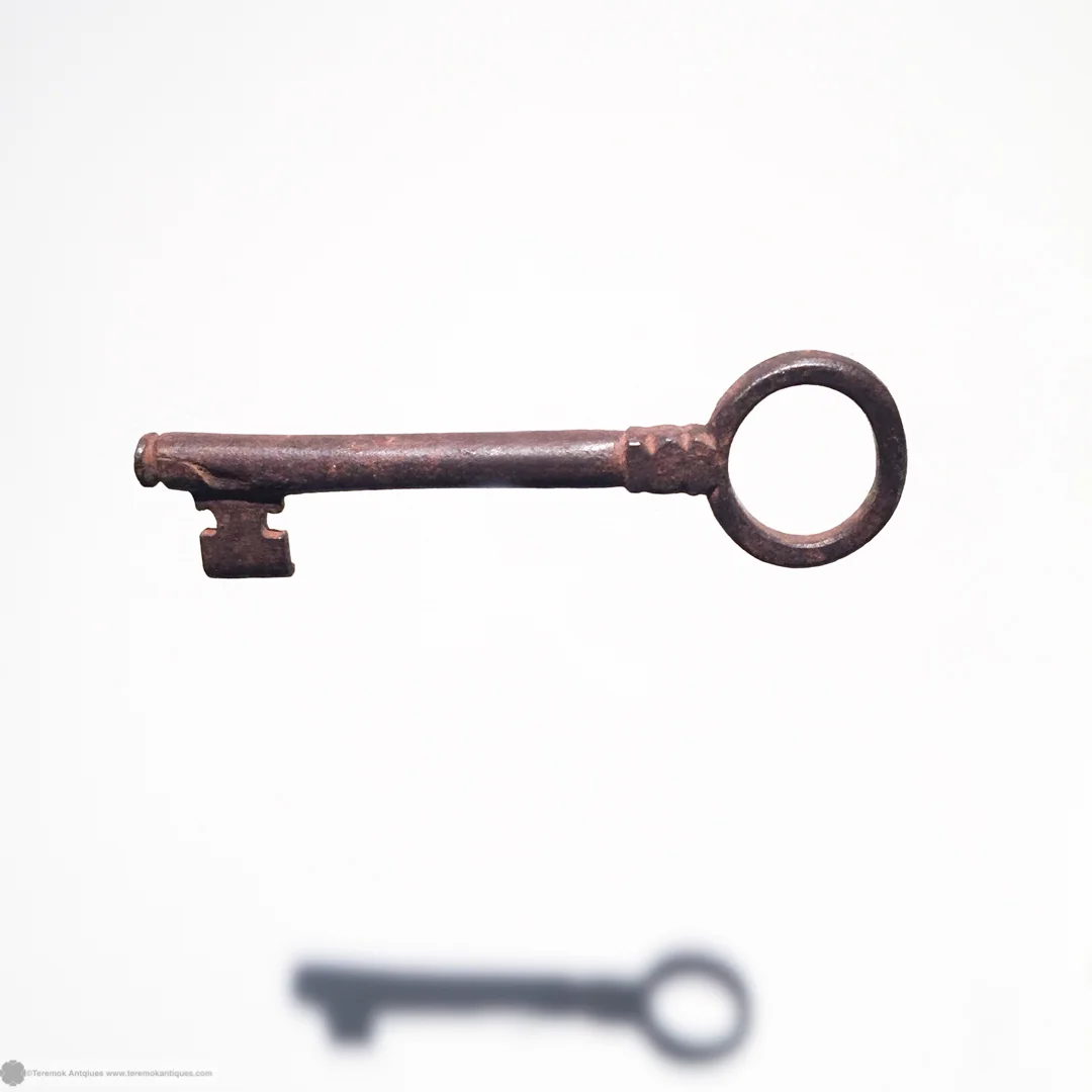 16_09_13_teremok_antiques_padlock_keys_021.jpg