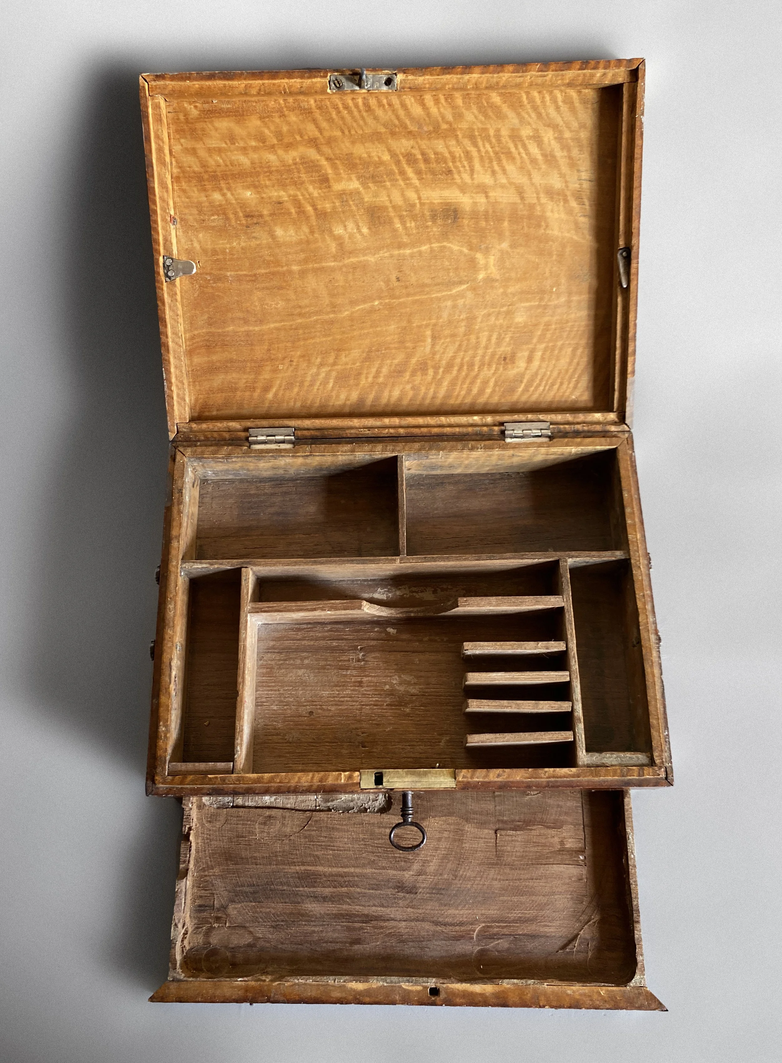 2022-04-20 16.22.46_TrmkAntqs_0296 sq.jpg