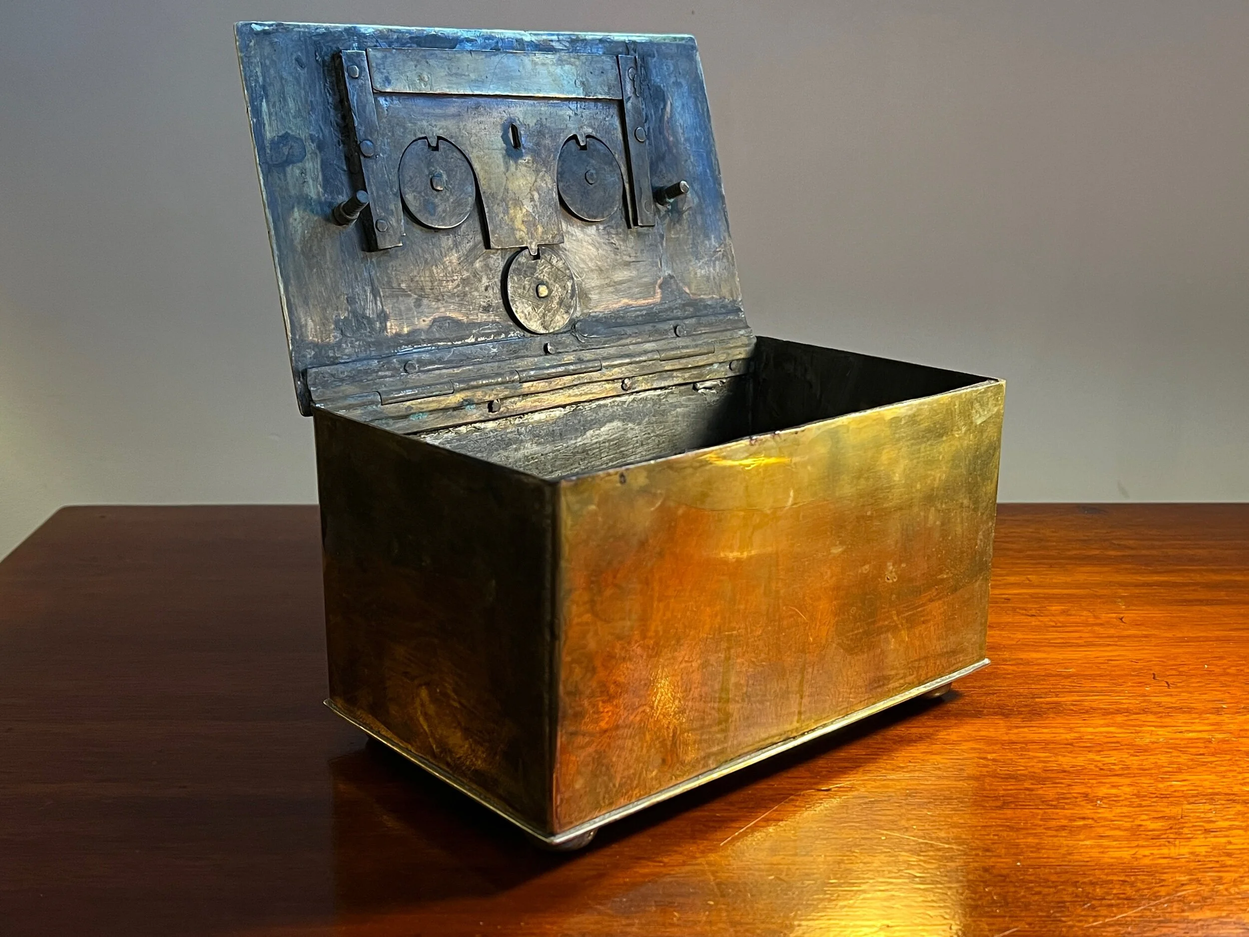 D6AEE5D1-E1FB-4CAB-93EF-E19BAE69B9EA