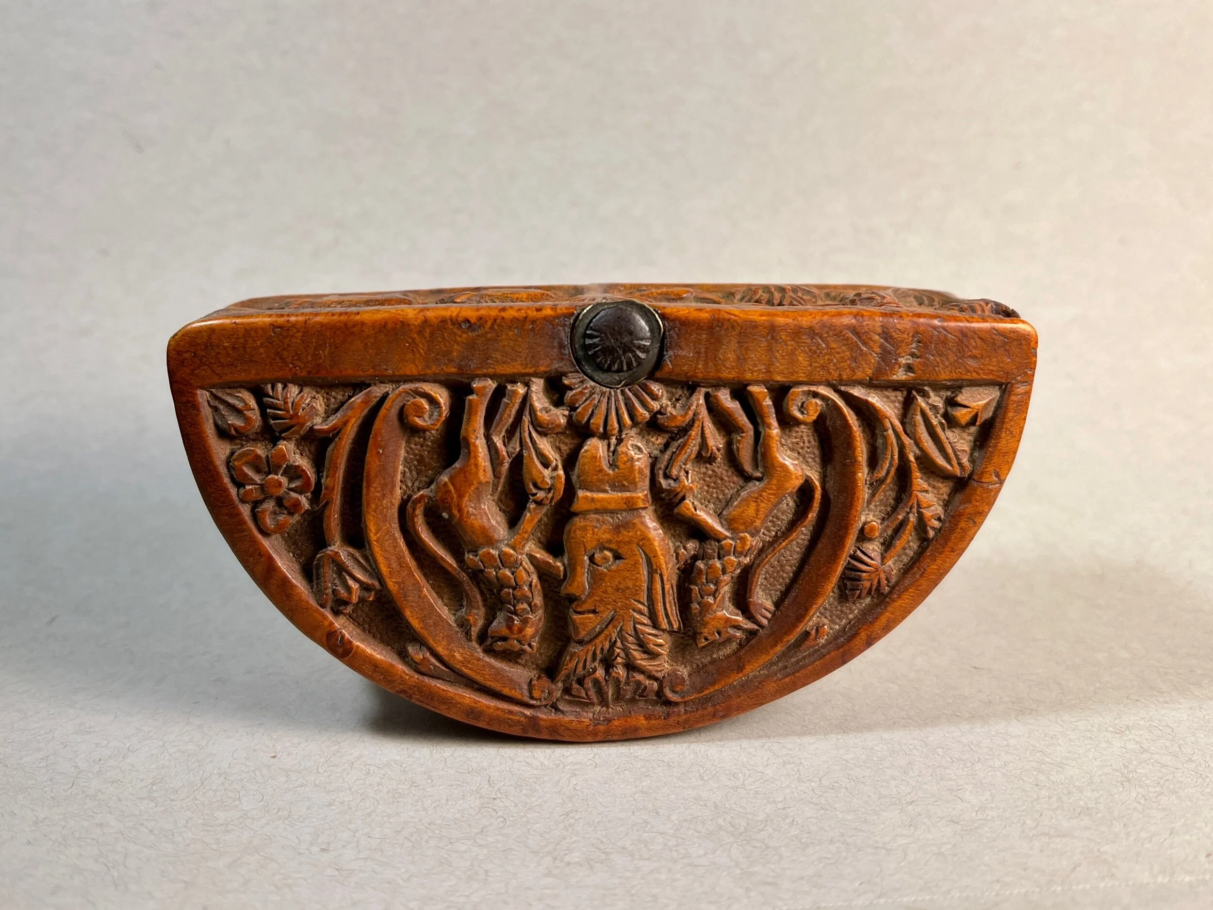 EFC332CF-1BFD-460E-96F9-870B8B07707B