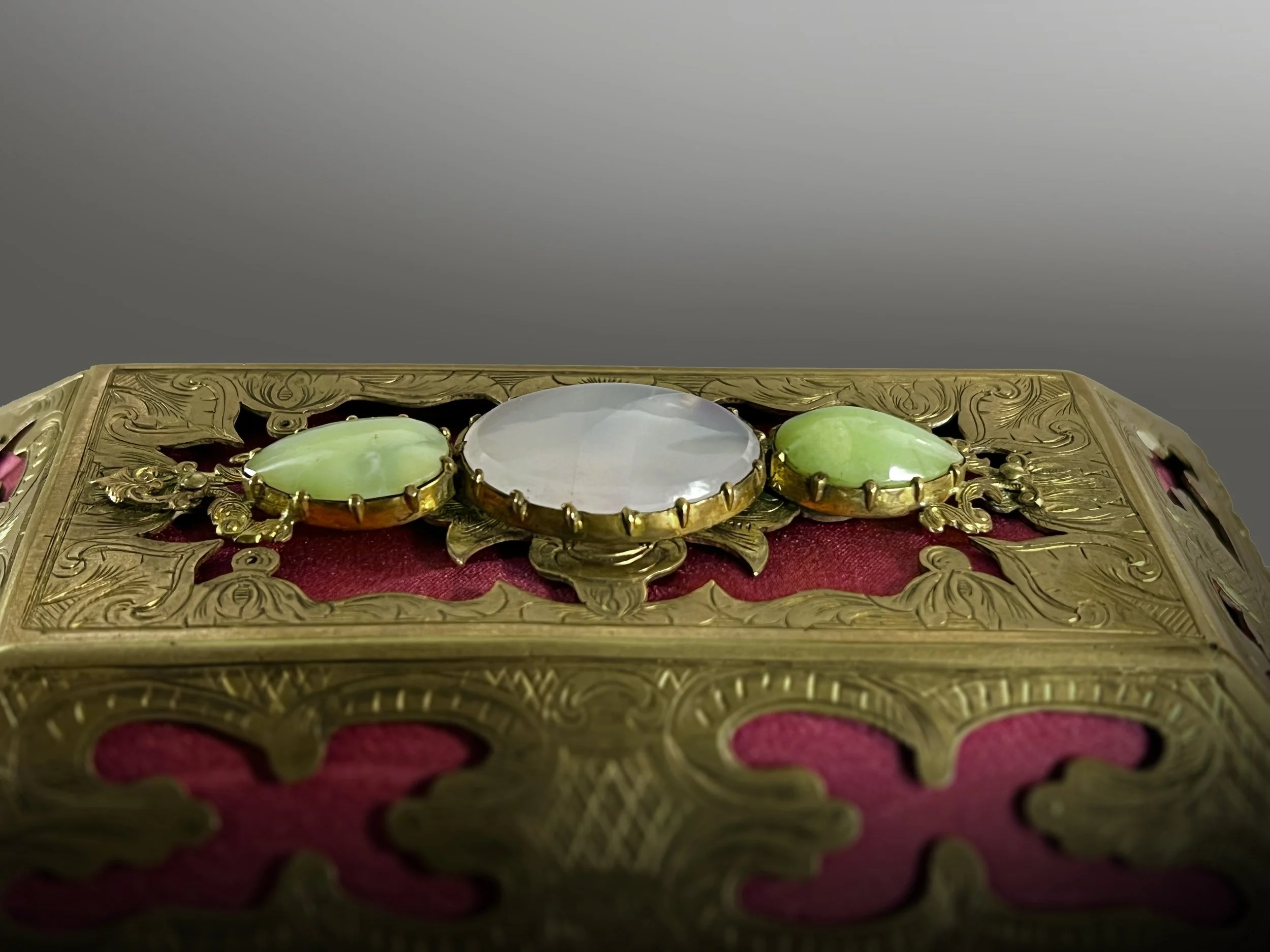 Georgian Claw Set Gemstones Cabochons