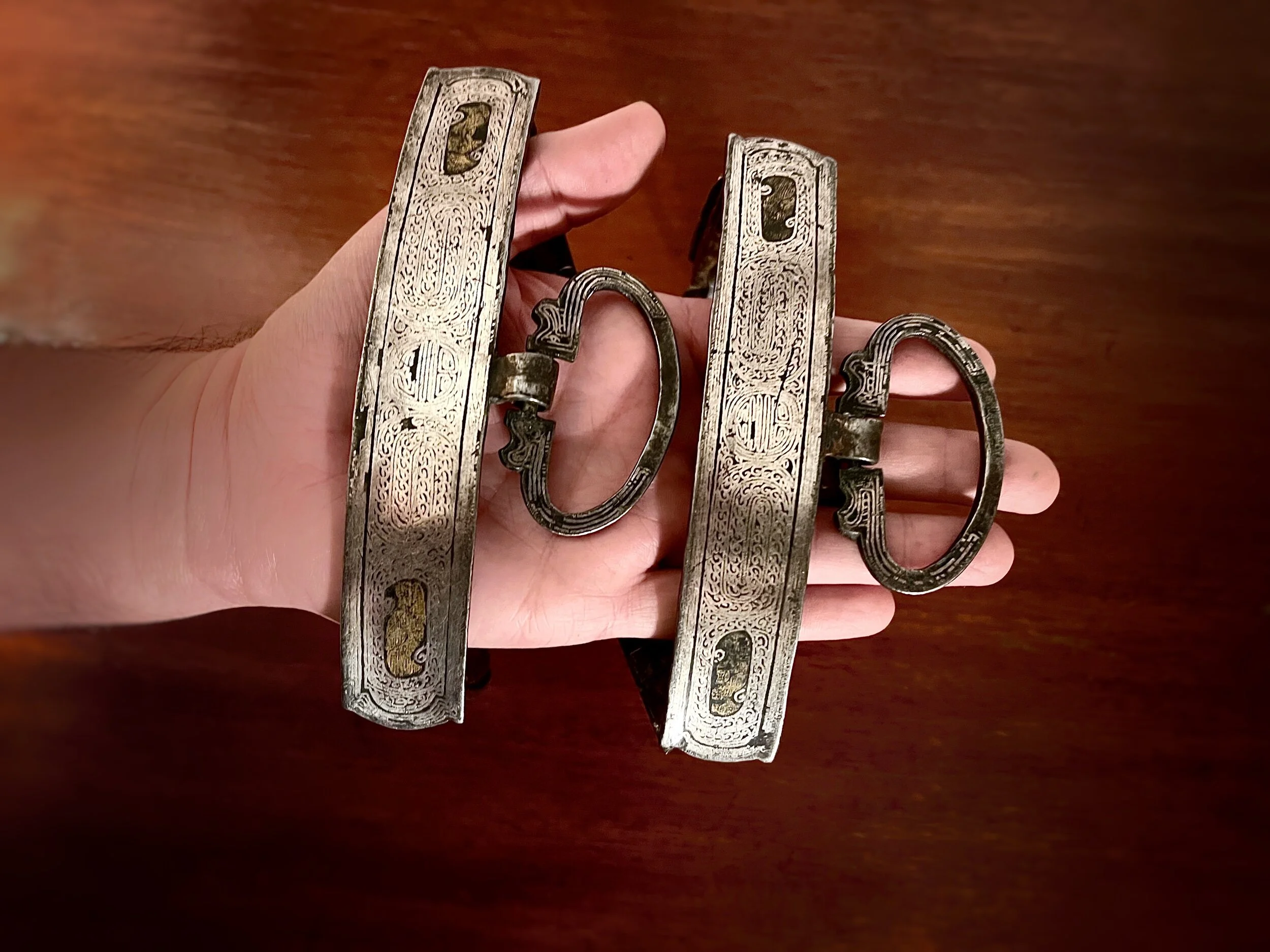 B03C0B10-8B7E-4A26-B51B-0B5B1BD25137