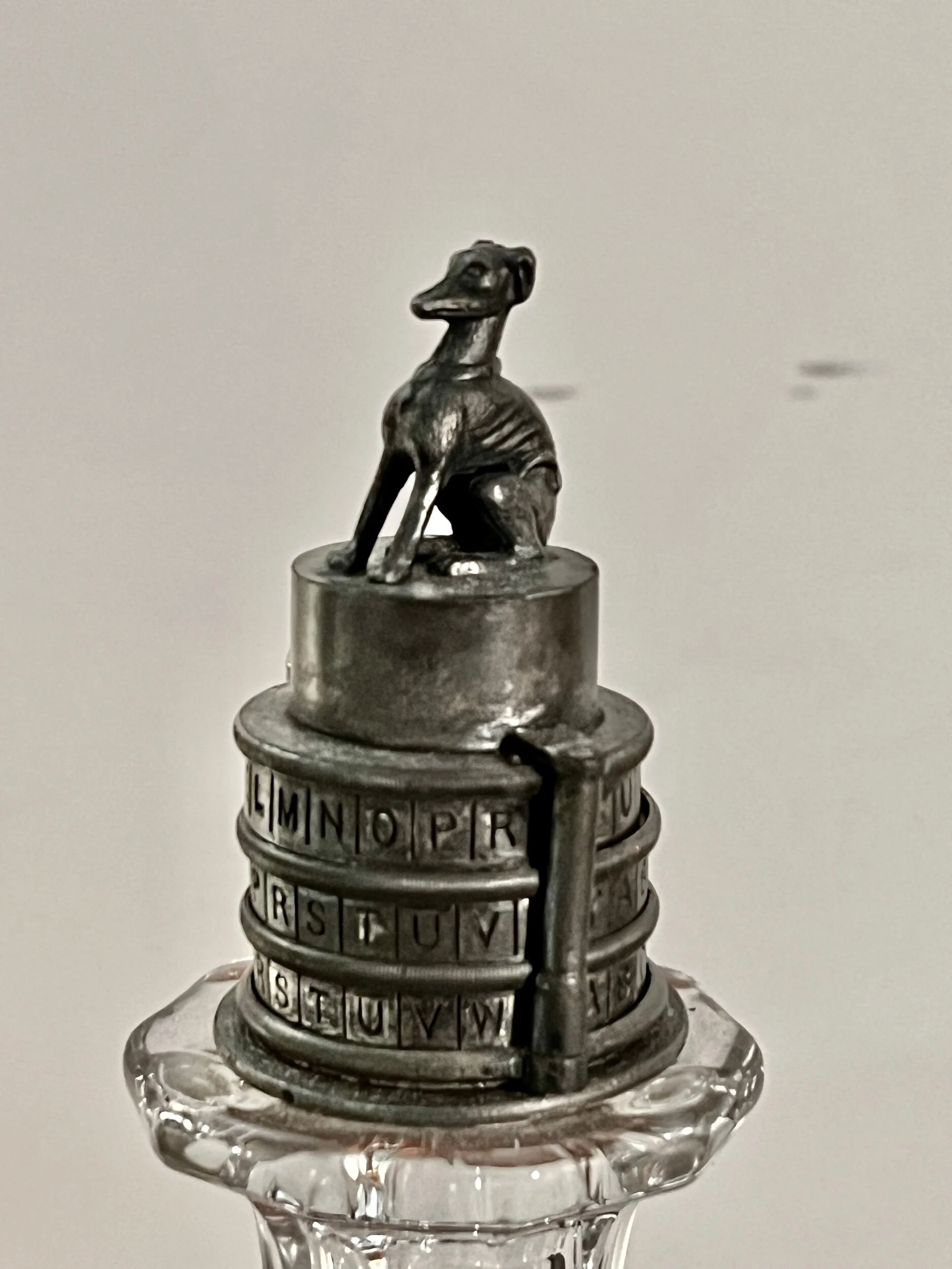 01FFCB98-B66B-4098-85D6-0787E53CC99F