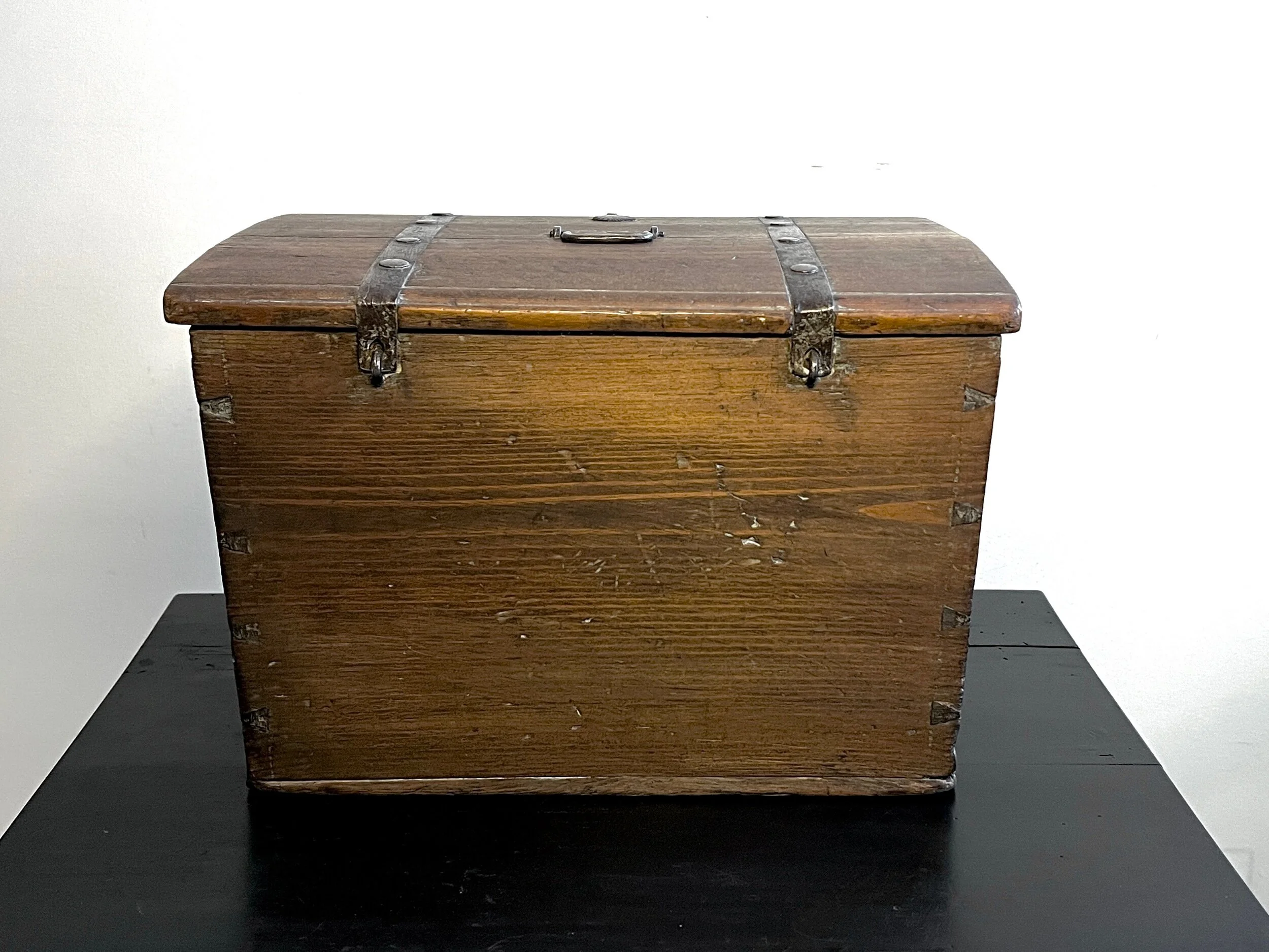 4EAB9E6B-03BB-4E41-989D-6C5E48EA4B61