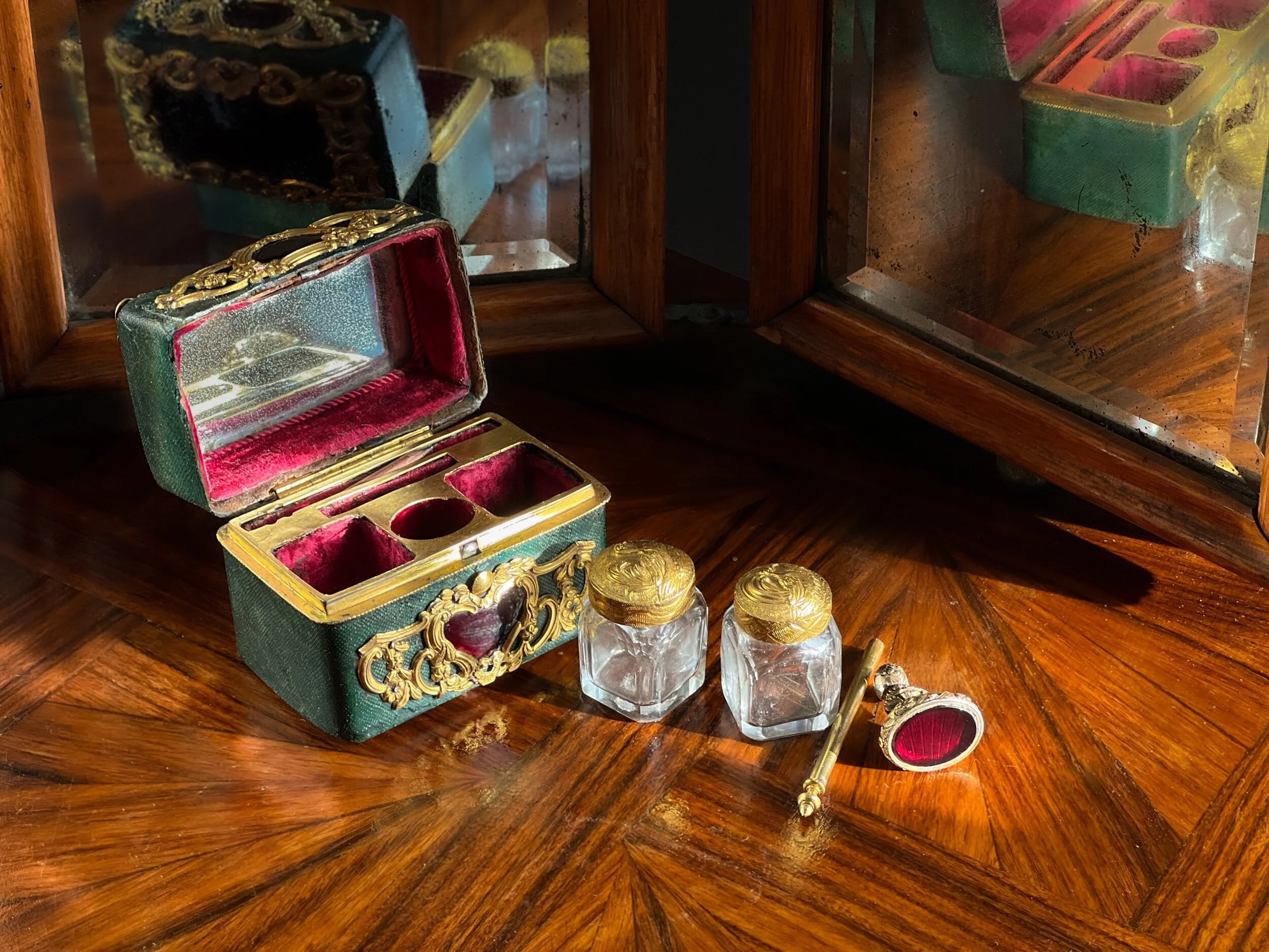 9DF3E18B-06A1-47CC-B7DA-6DAF059DBF95