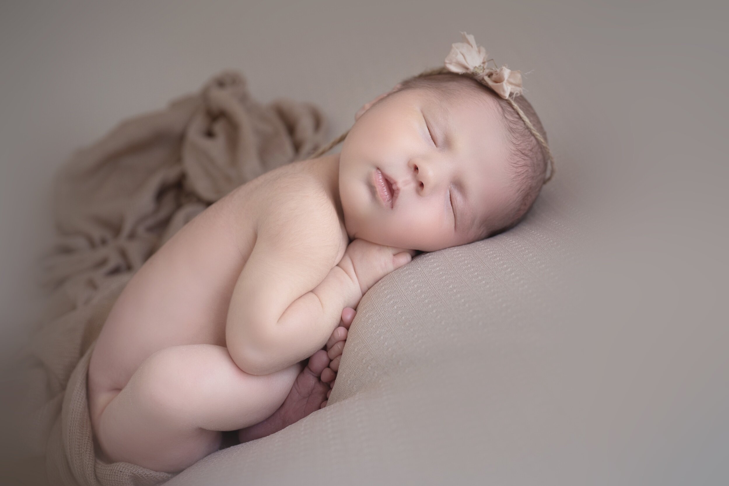 DSC04941Hailey Newborn 2020.jpeg