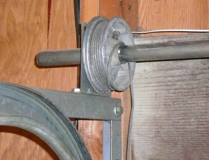 GARAGE DOOR Broken Cable