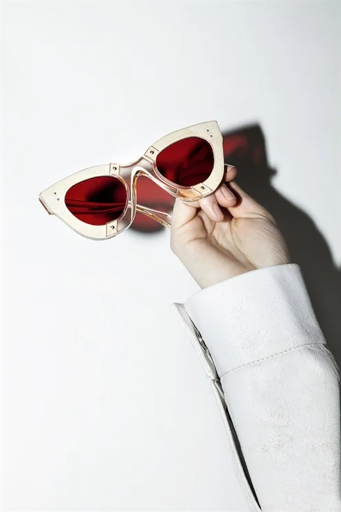 TERMITE EYEWEAR // UK Funky frames, handmade from sustainably sourced European wood and Acetate reclaimed from leftovers. Visit them.