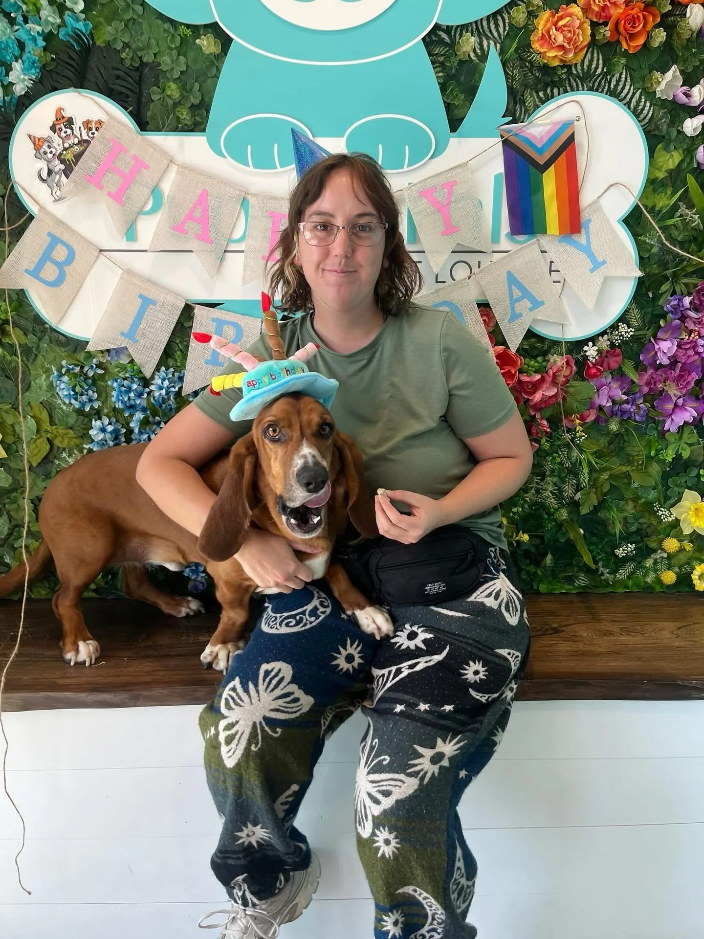 What a beautiful day to celebrate two special birthdays and welcoming a new, sweet pup to our Pups and Pals pack π₯°π₯³π