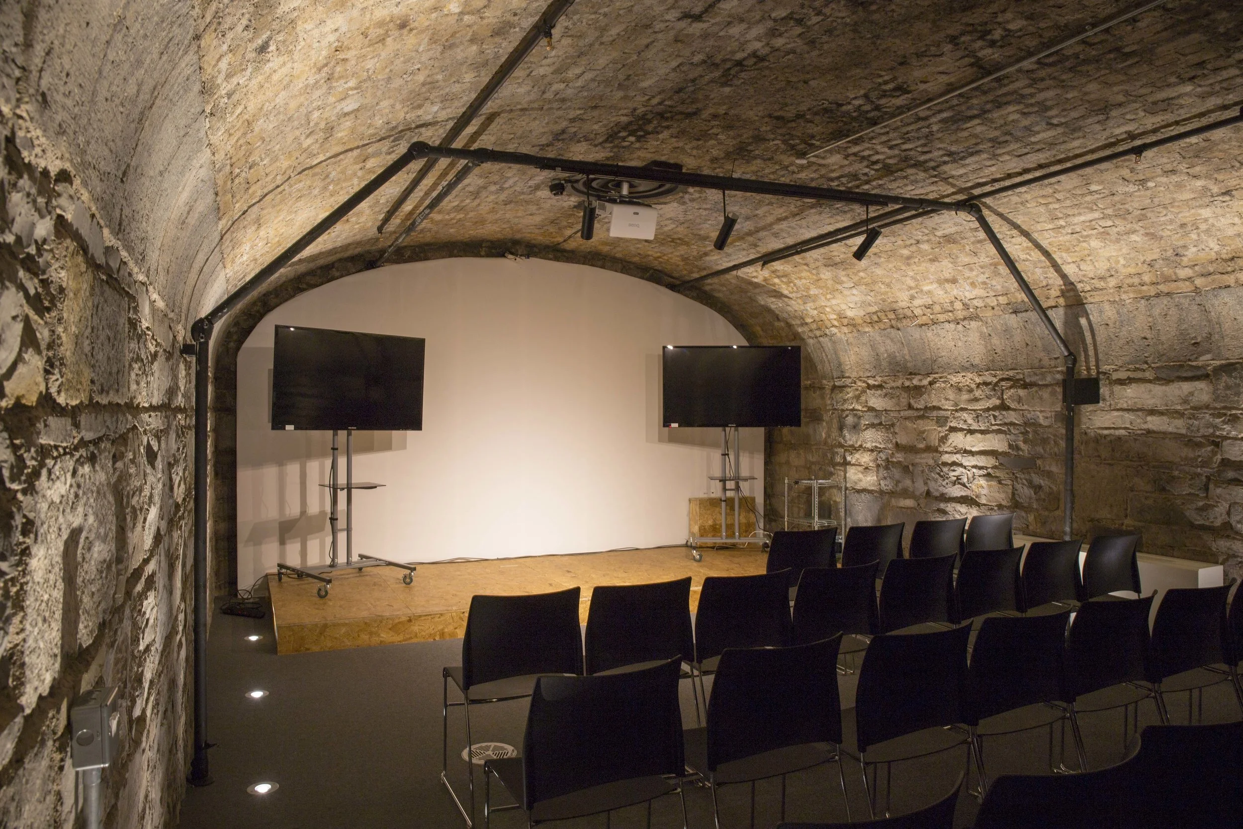 Vaults_4.JPG